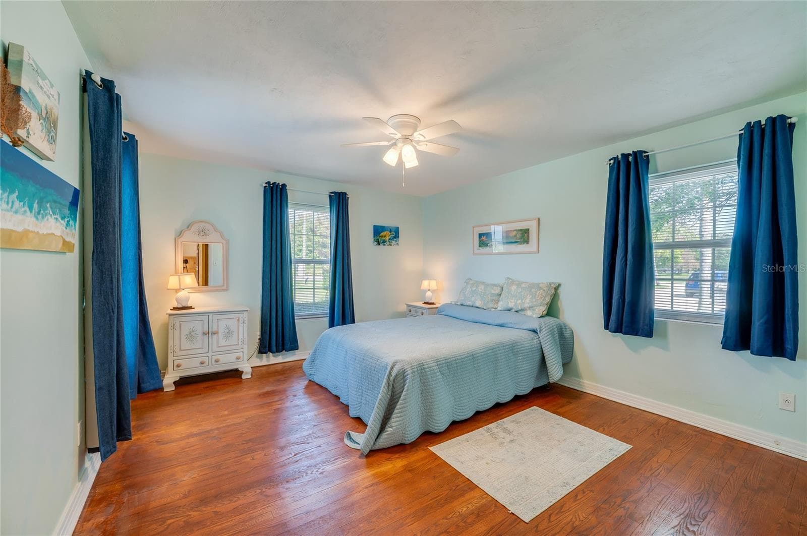 Guest room - 697 JOHN ANDERSON DR, ORMOND BEACH