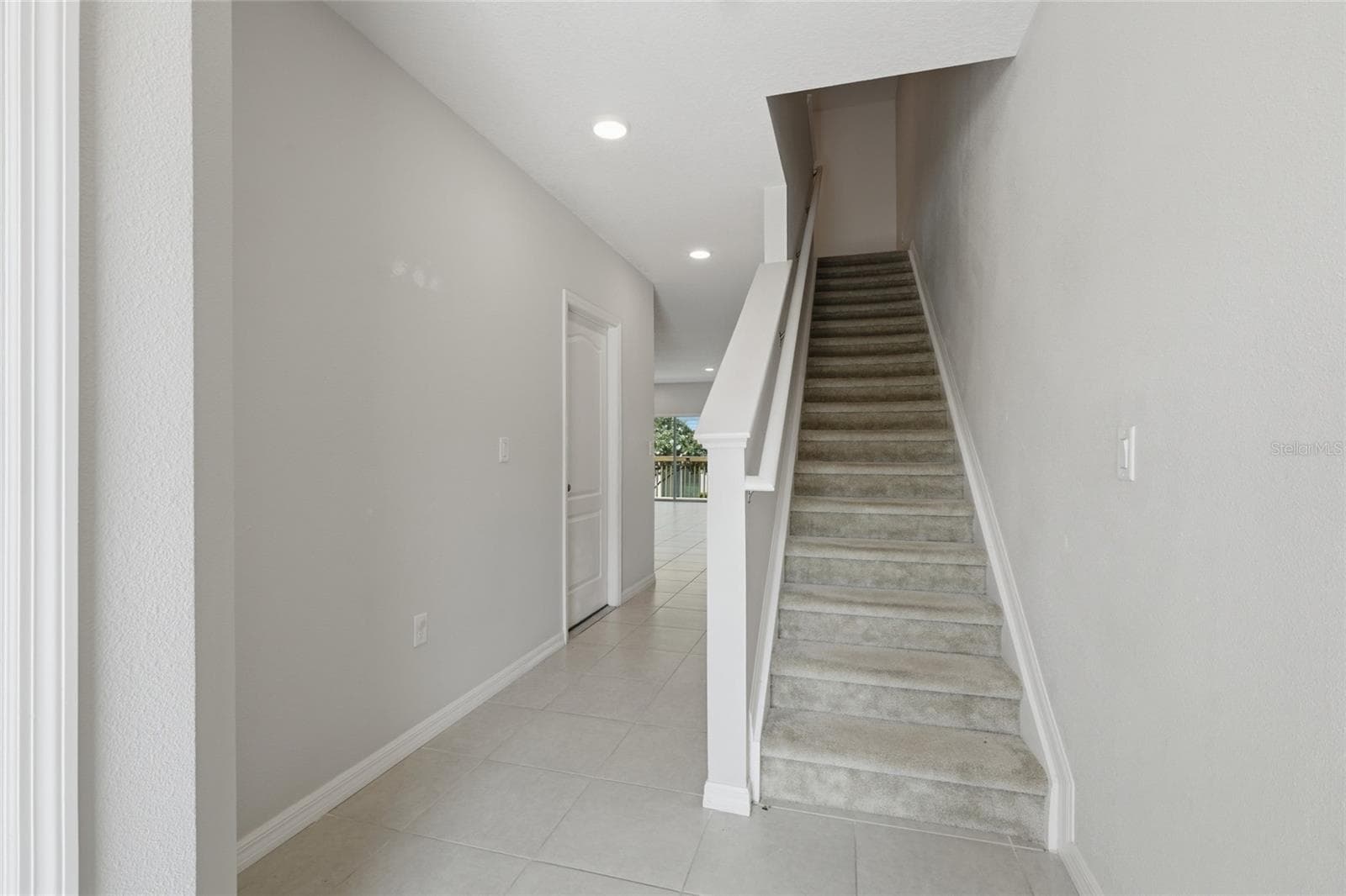 Townhouse at 3857 HAMPSTEAD LN, LAKELAND, photo 3 of 41