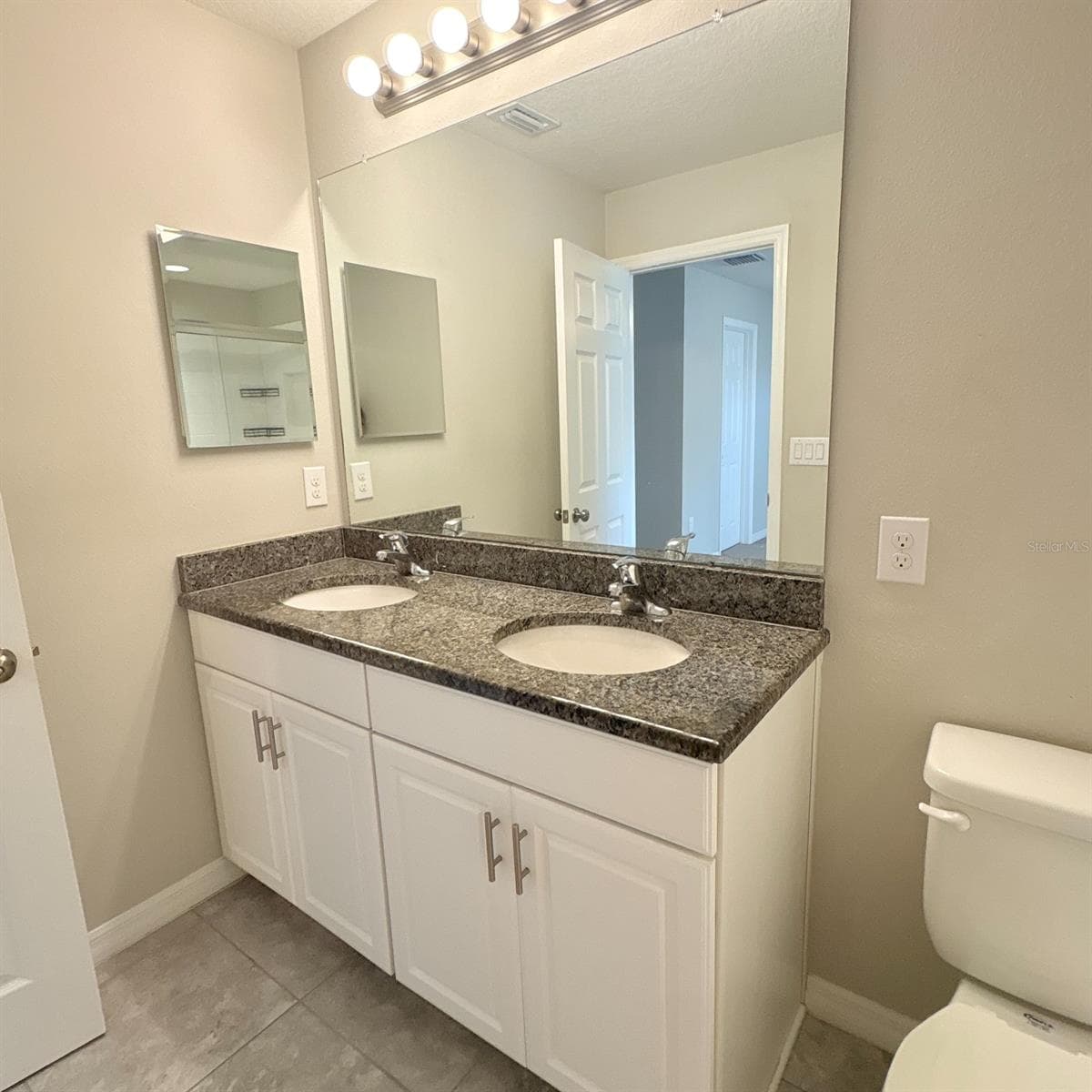 Townhouse at 7234 GRAND ELM DR, RIVERVIEW, photo 4 of 16