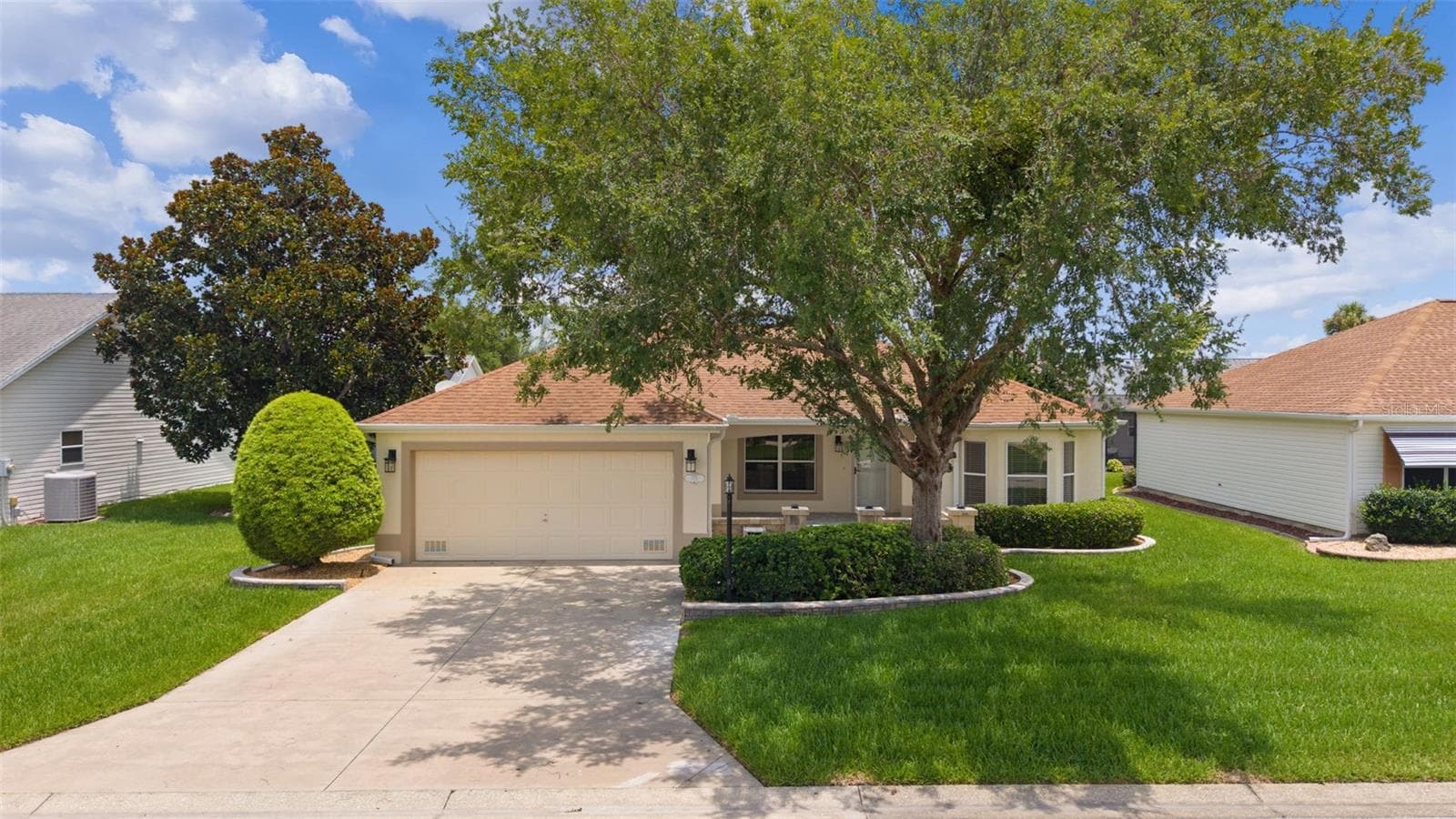 1213 EL ESPARZA LN