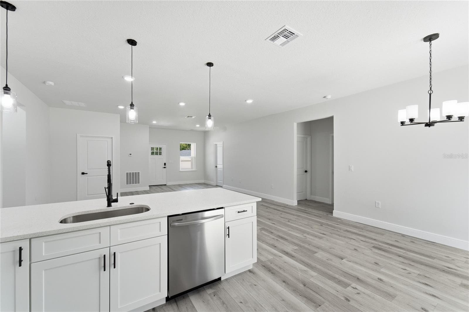 Single Family Residence at 8809 N CIRCULAR WAY, CITRUS SPRINGS, photo 15 of 35