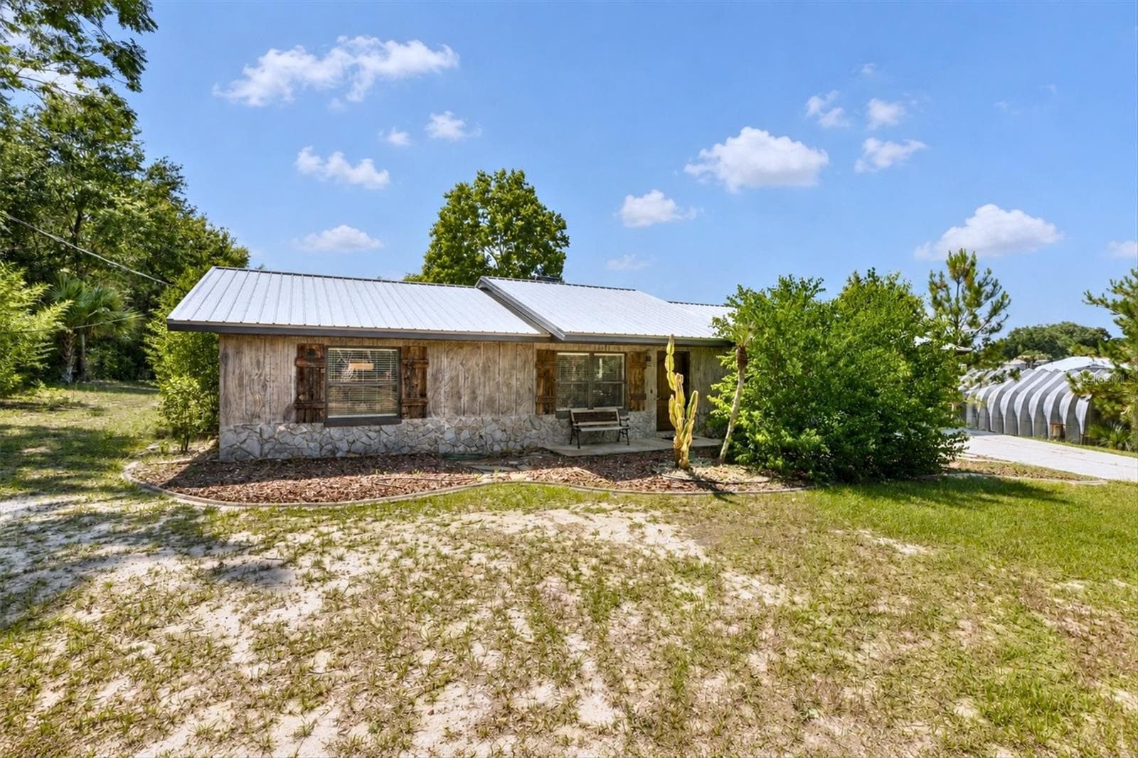 Single Family Residence at 37149 GRAYS AIRPORT RD, LADY LAKE, photo 2 of 29
