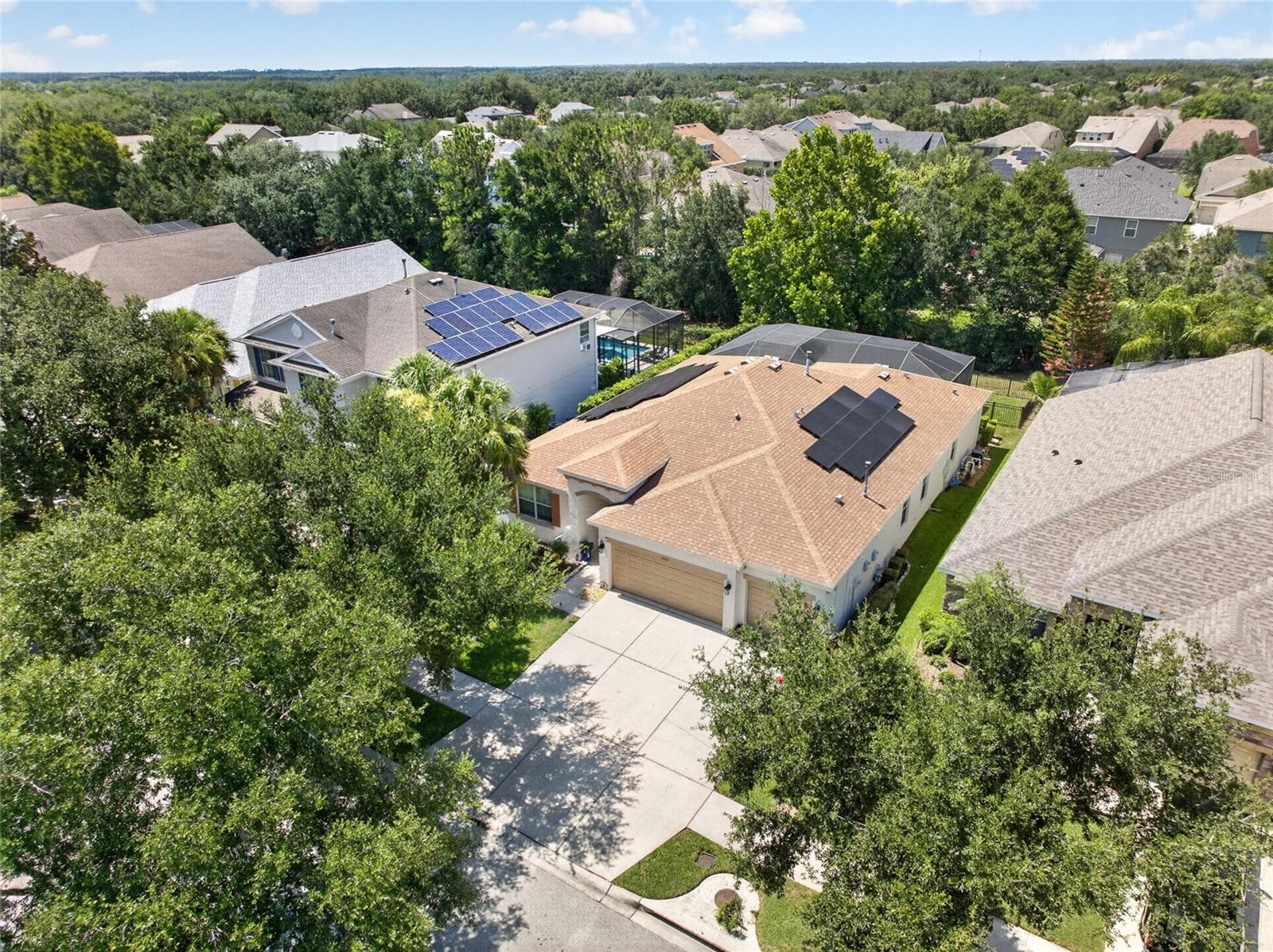 Single Family Residence at 15601 STARLING WATER DR, LITHIA, photo 63 of 78