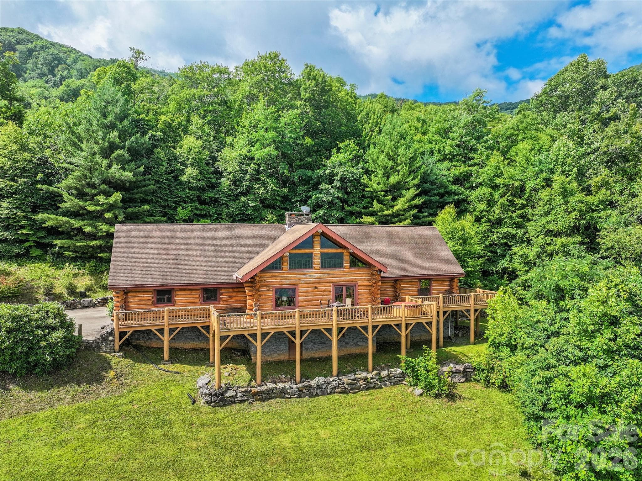 Single Family Residence at Waynesville, photo 2 of 41
