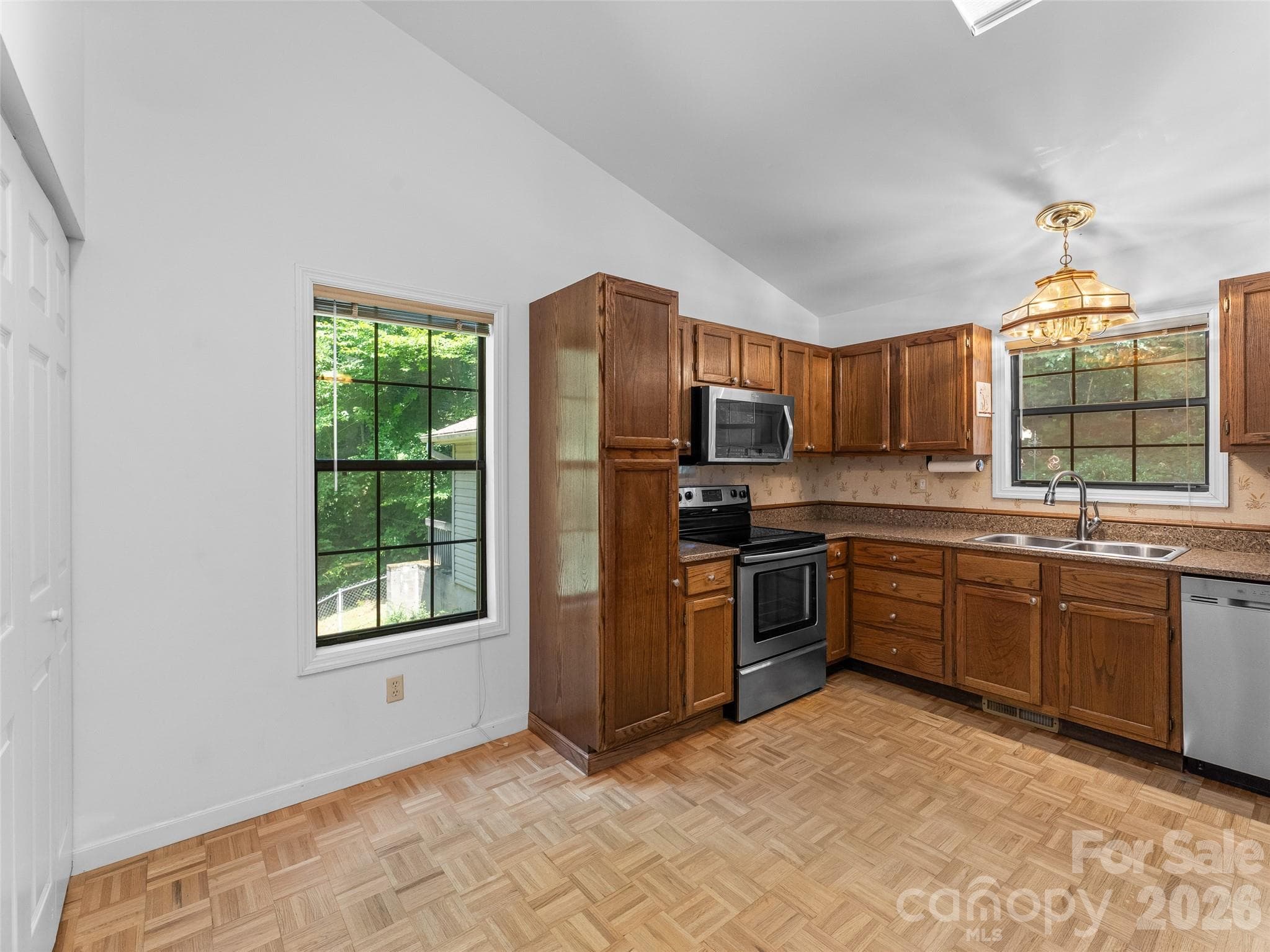Single Family Residence at 323 Burrell Mountain Road, Brevard, photo 12 of 28