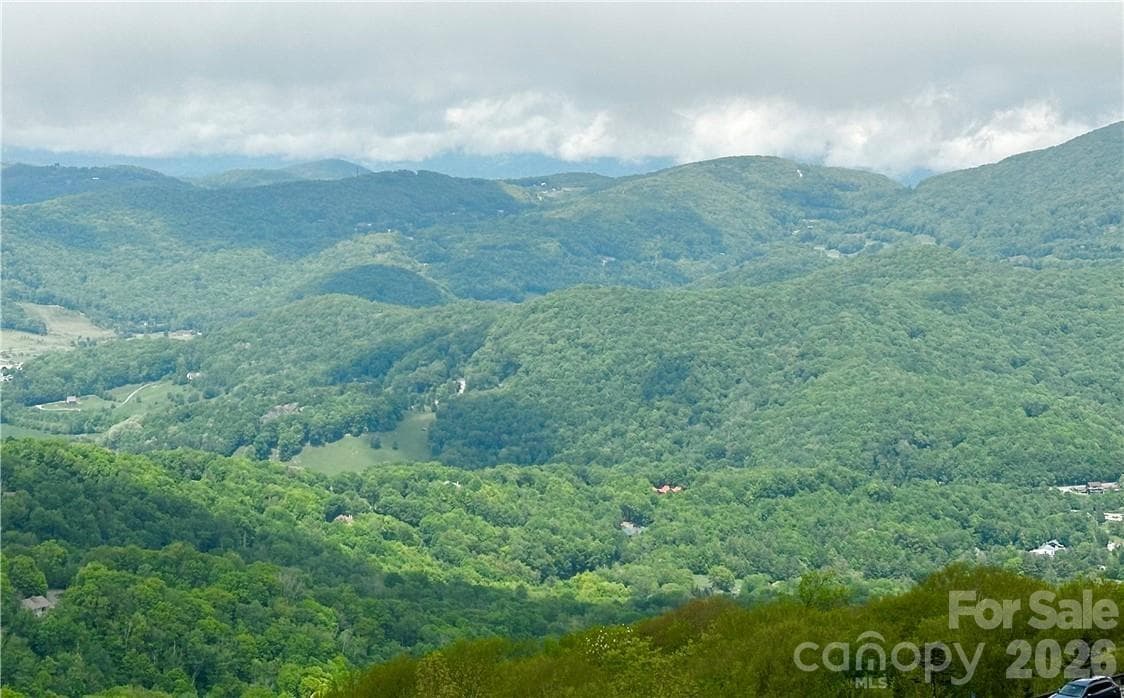 Condominium at 303 Sugar Top Drive, Sugar Mountain, photo 3 of 34