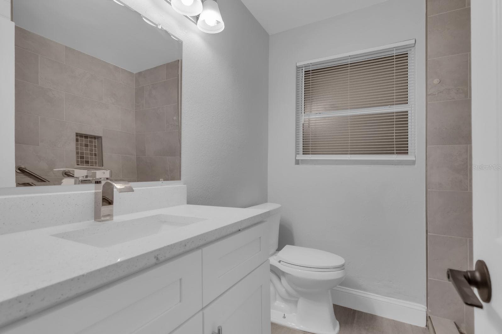 Single Family Residence at 1007 EGAN DR, ORLANDO, photo 10 of 30