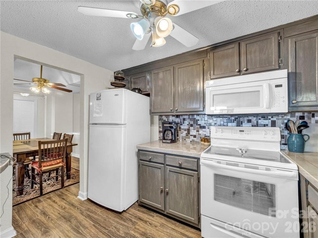 Condominium at Sugar Mountain, photo 7 of 39