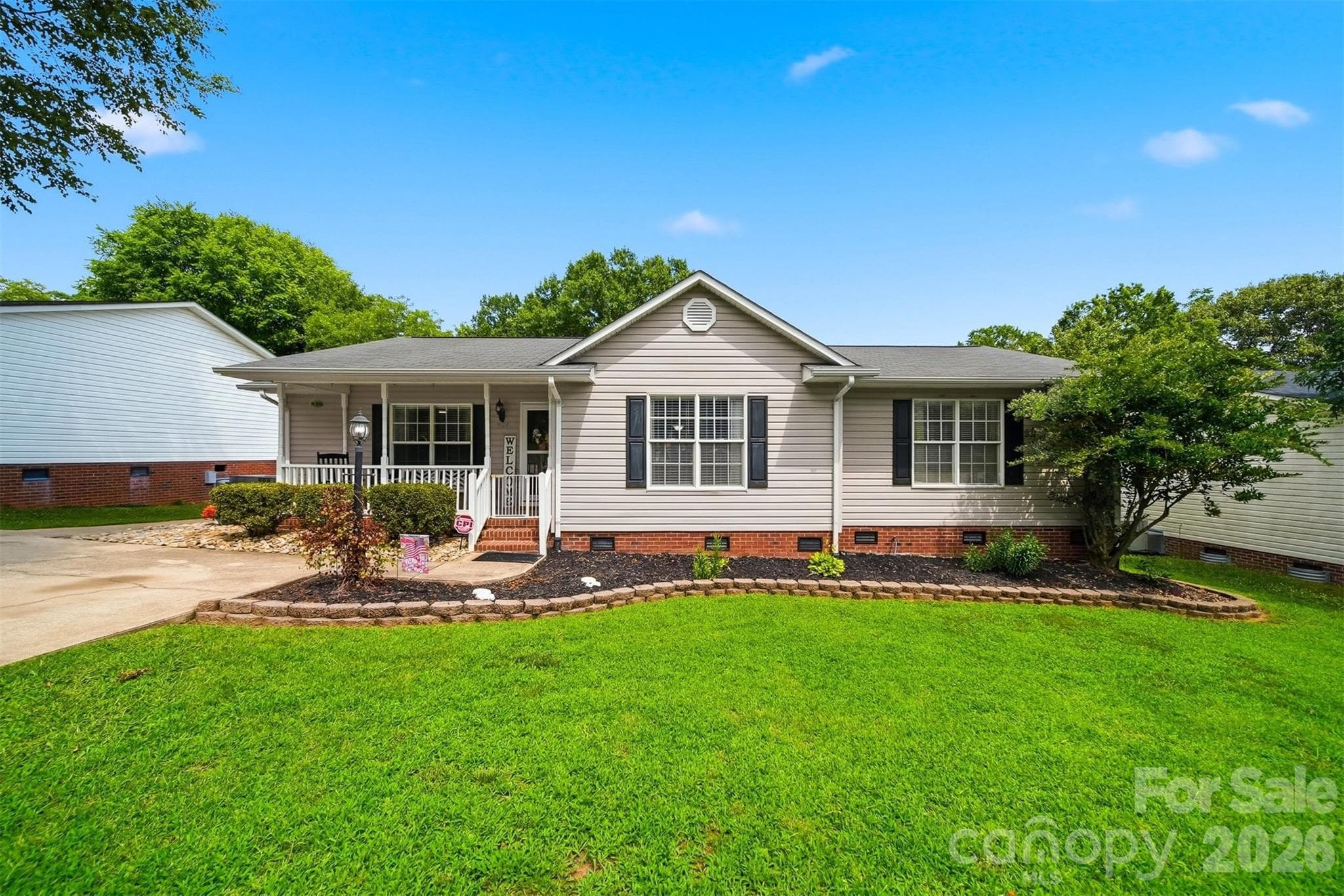 Single Family Residence at Kannapolis, photo 2 of 29