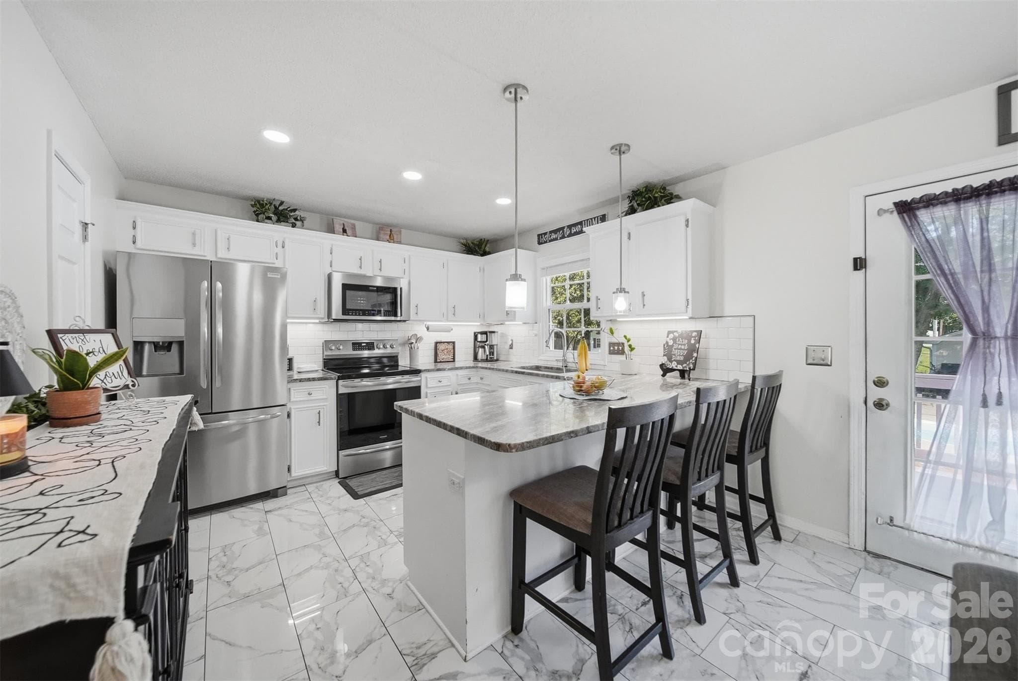Single Family Residence at Kannapolis, photo 4 of 29