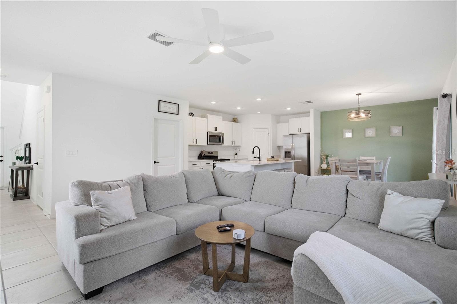 Single Family Residence at 13961 LILAC SKY TER, BRADENTON, photo 2 of 45