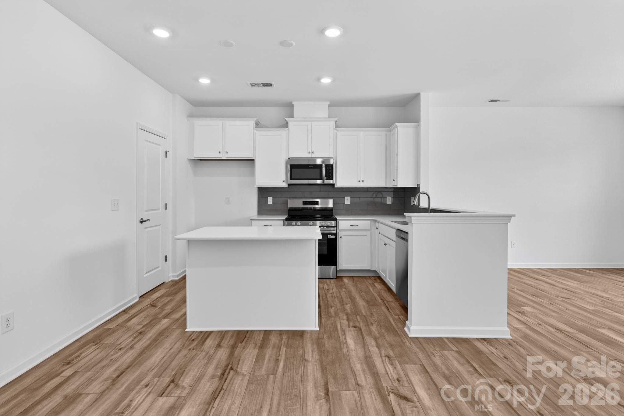 Townhouse at Charlotte, photo 5 of 16