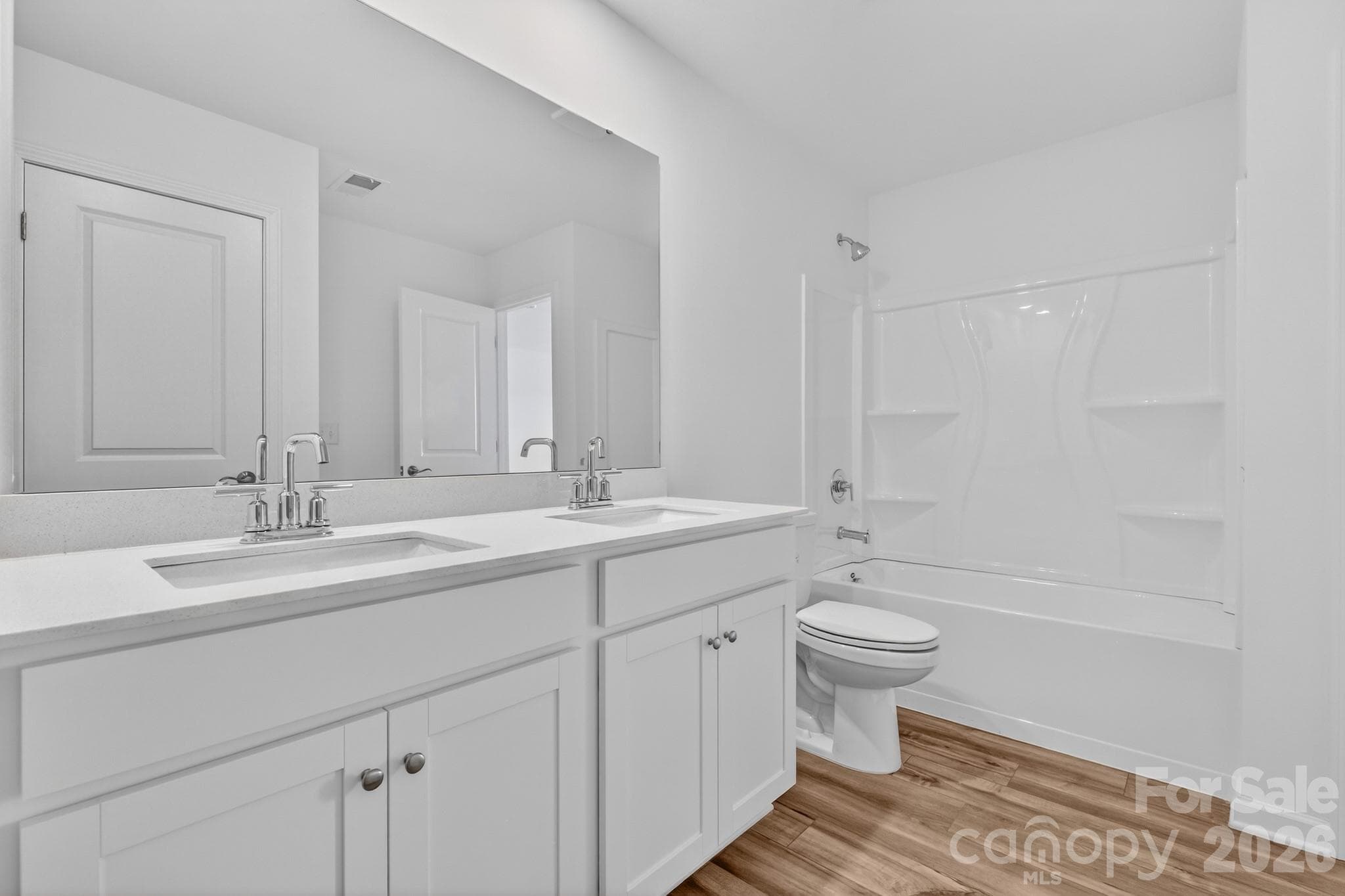 Townhouse at Charlotte, photo 11 of 16
