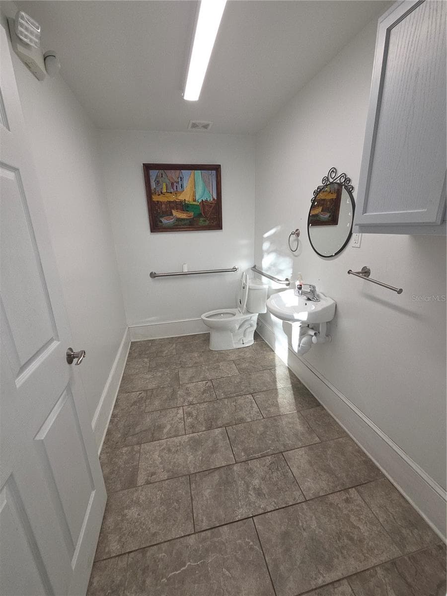 Office at 331 W NEW YORK AVE, DELAND, photo 35 of 60
