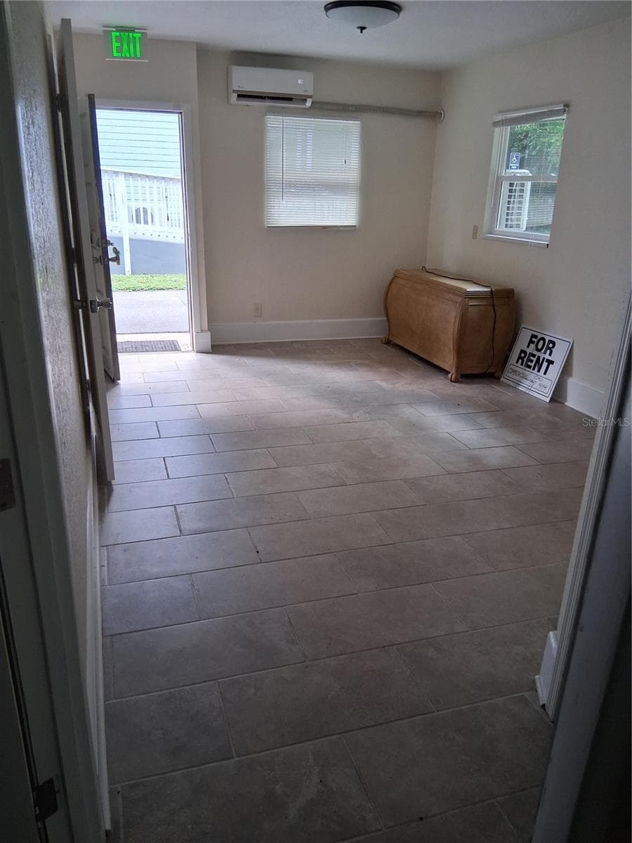Office at 331 W NEW YORK AVE, DELAND, photo 57 of 60