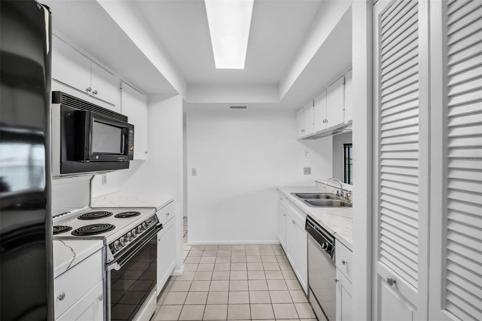 Condominium at 55 ROGERS ST #P5, CLEARWATER, photo 12 of 26