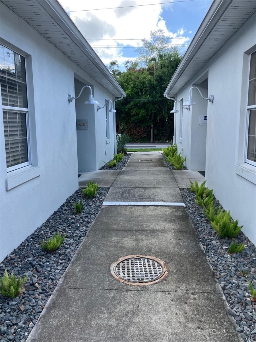 Office at 5813 and 5815 S MACDILL AVE, TAMPA, photo 2 of 11