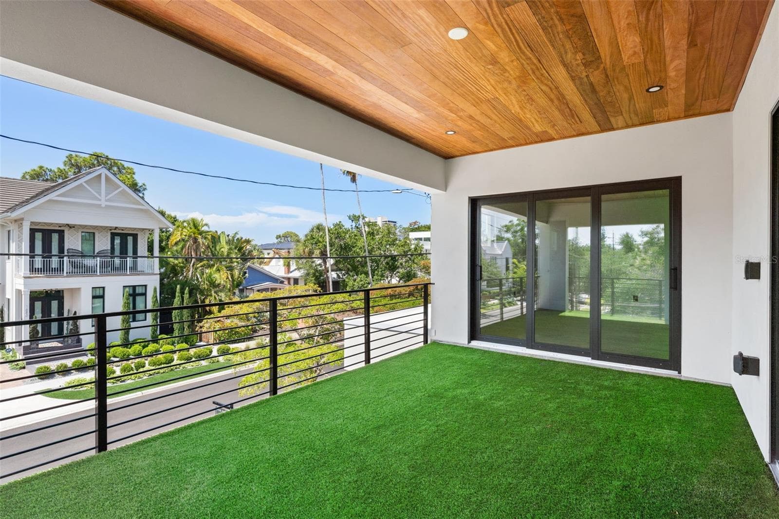 Single Family Residence at 1681 OAK ST, SARASOTA, photo 68 of 89