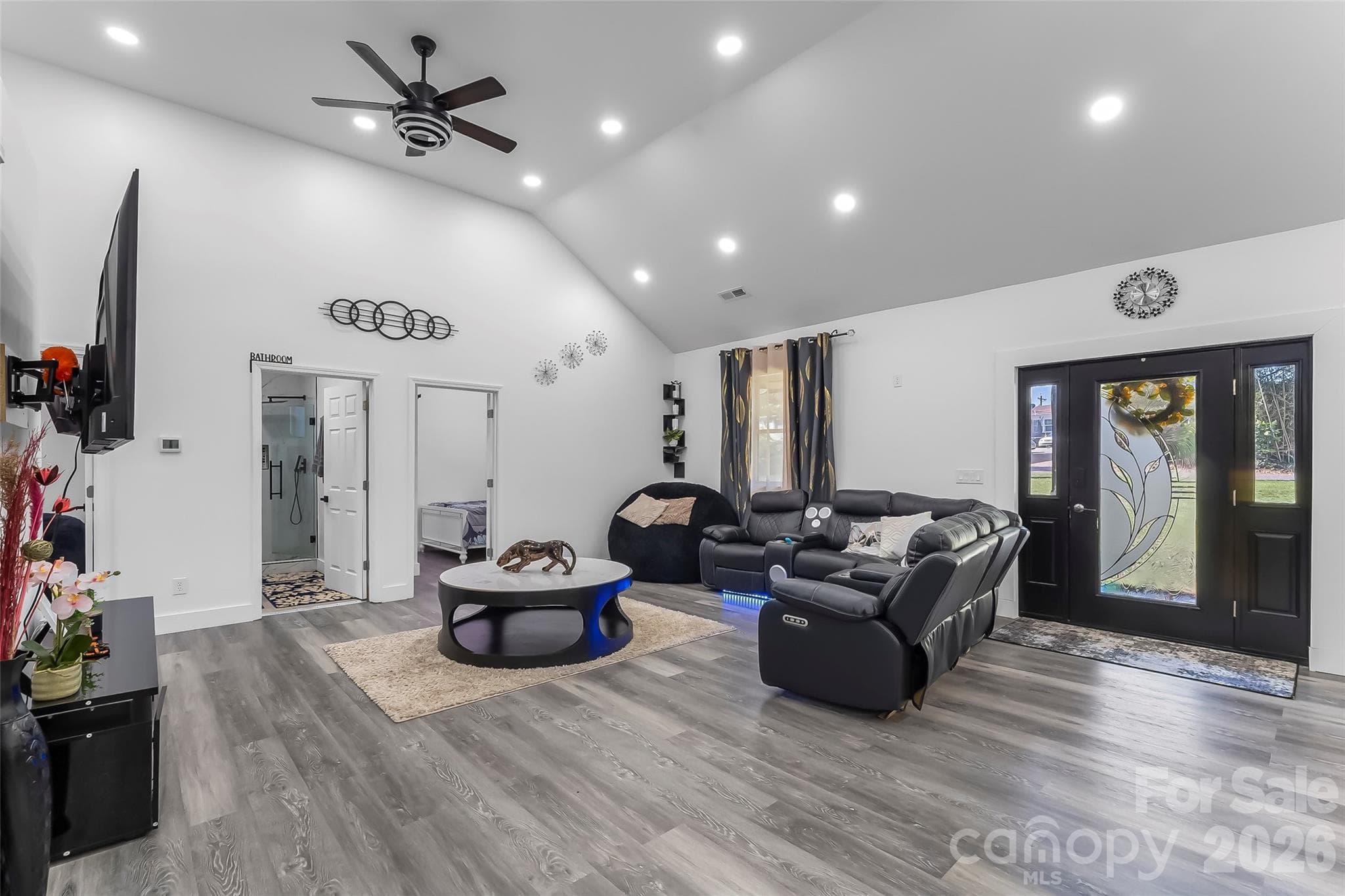 Single Family Residence at 4816 Klutz Place, Granite Falls, photo 5 of 28