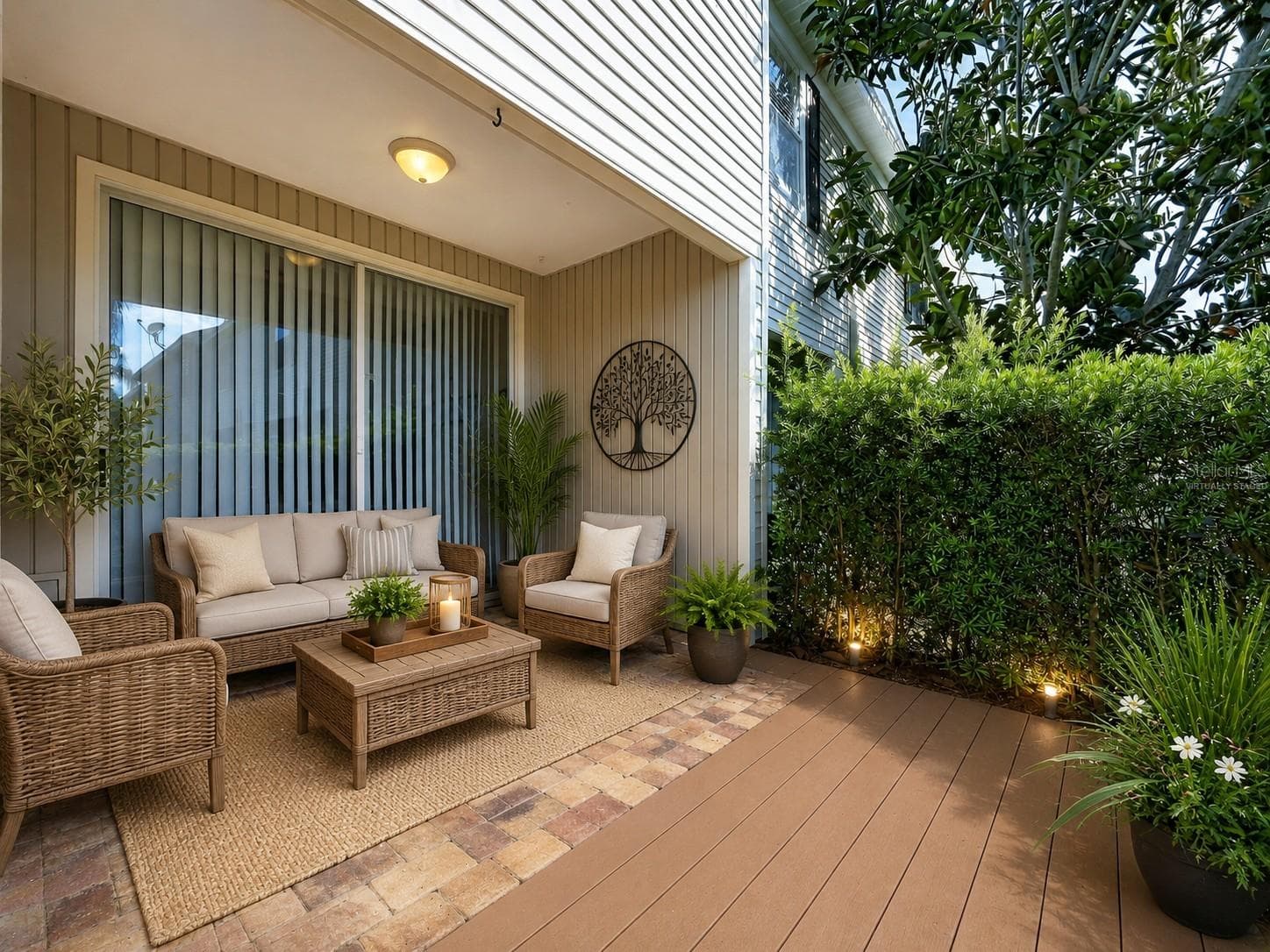 virtually staged - 12207 COUNTRY WHITE CIR, TAMPA