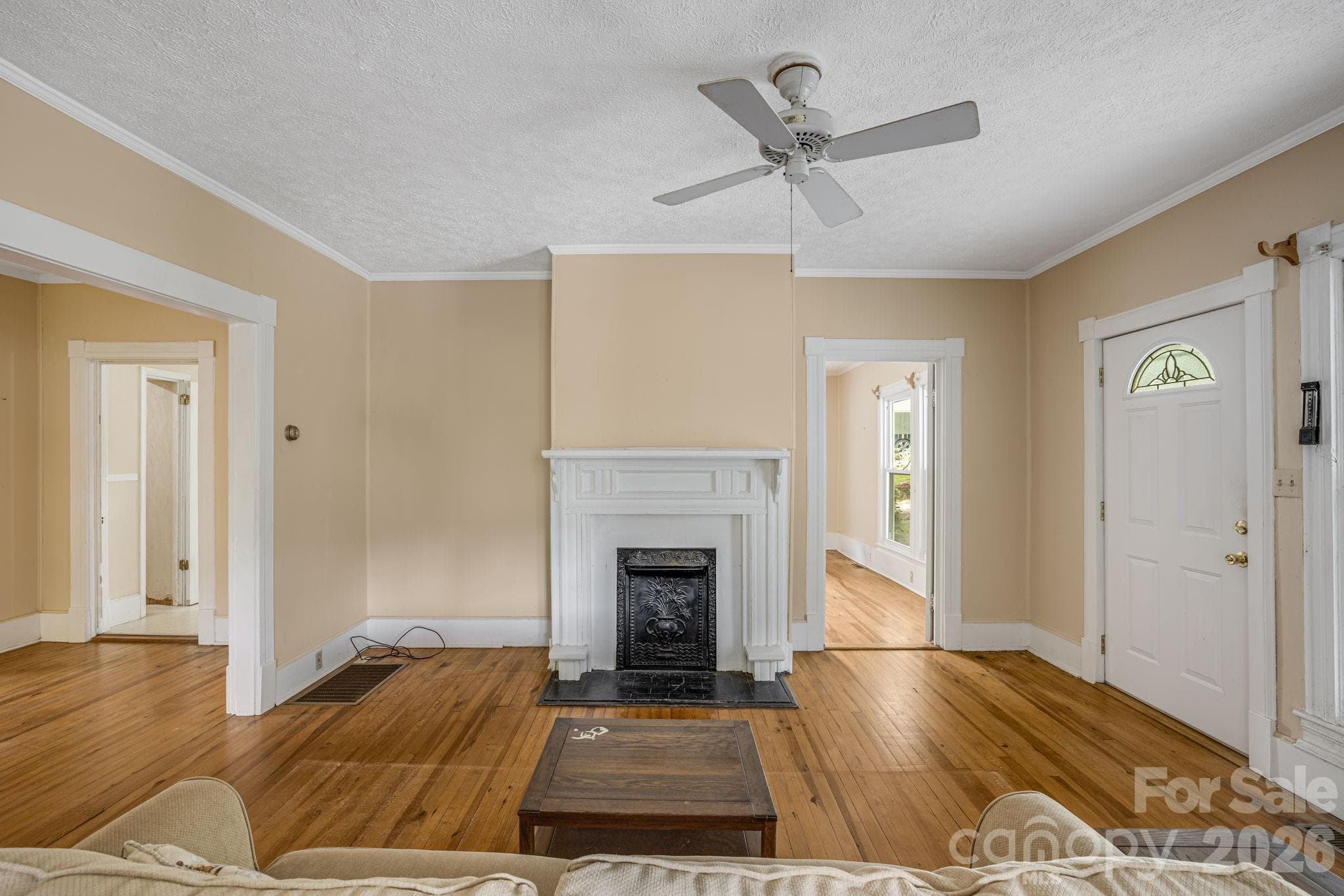 Single Family Residence at 82 Hill Street, Hot Springs, photo 8 of 42