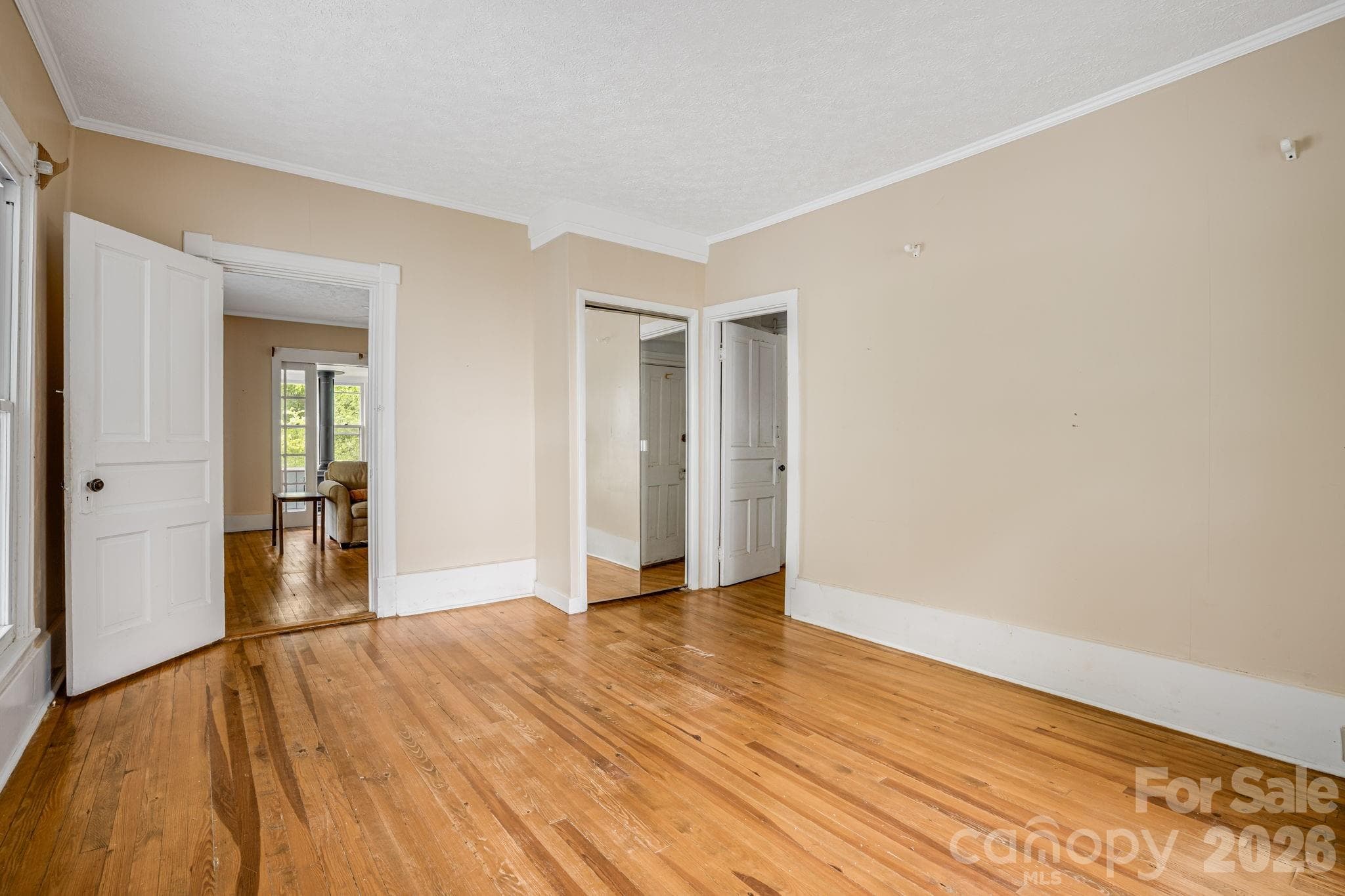 Single Family Residence at 82 Hill Street, Hot Springs, photo 19 of 42