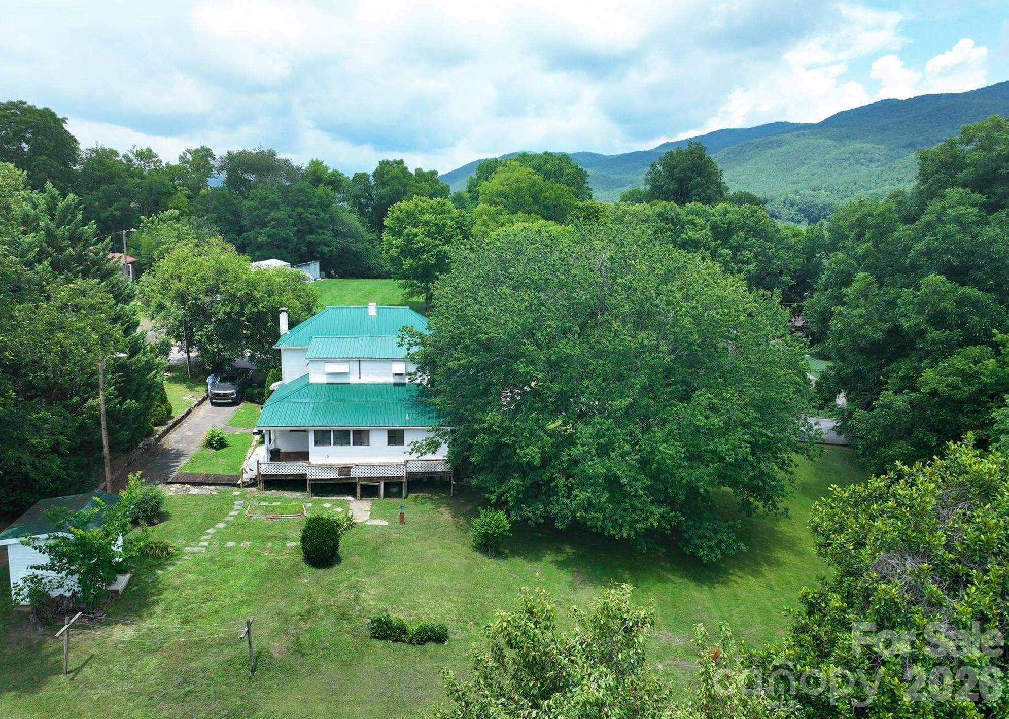 Single Family Residence at 82 Hill Street, Hot Springs, photo 31 of 42