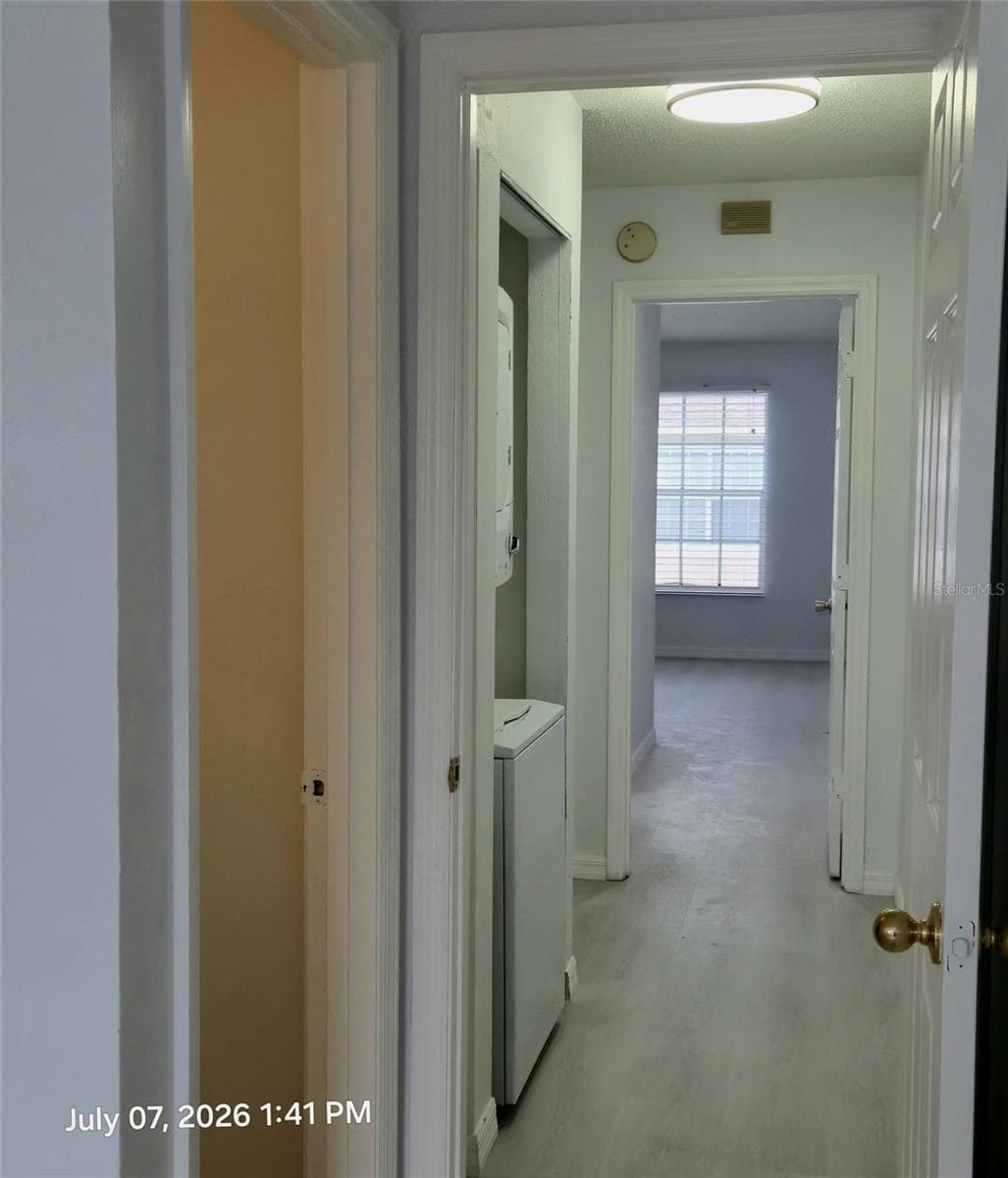 Laundry Leading to Bedroom - 734 KENSINGTON LAKE CIR #BRANDON, BRANDON