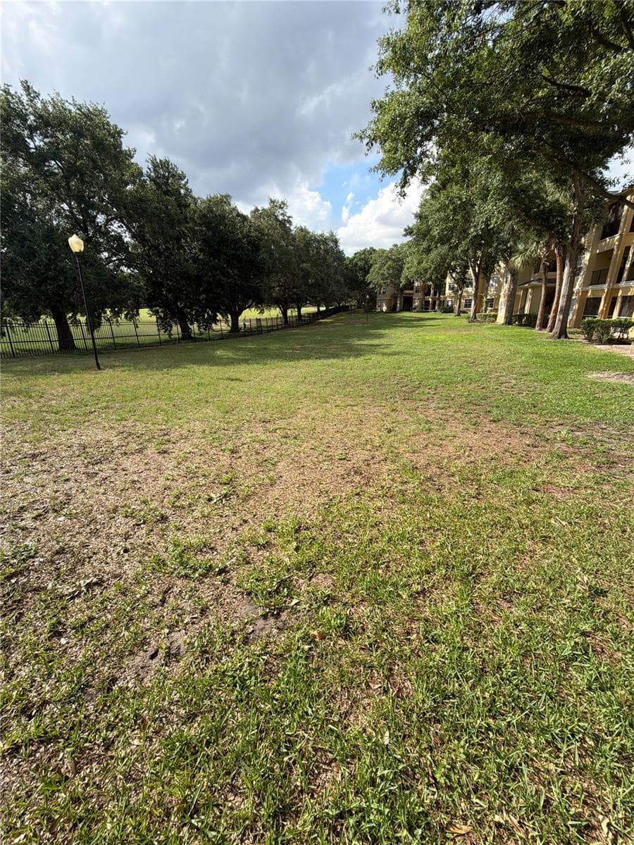 Condominium at 2600 ROBERT TRENT JONES DR #914, ORLANDO, photo 15 of 22