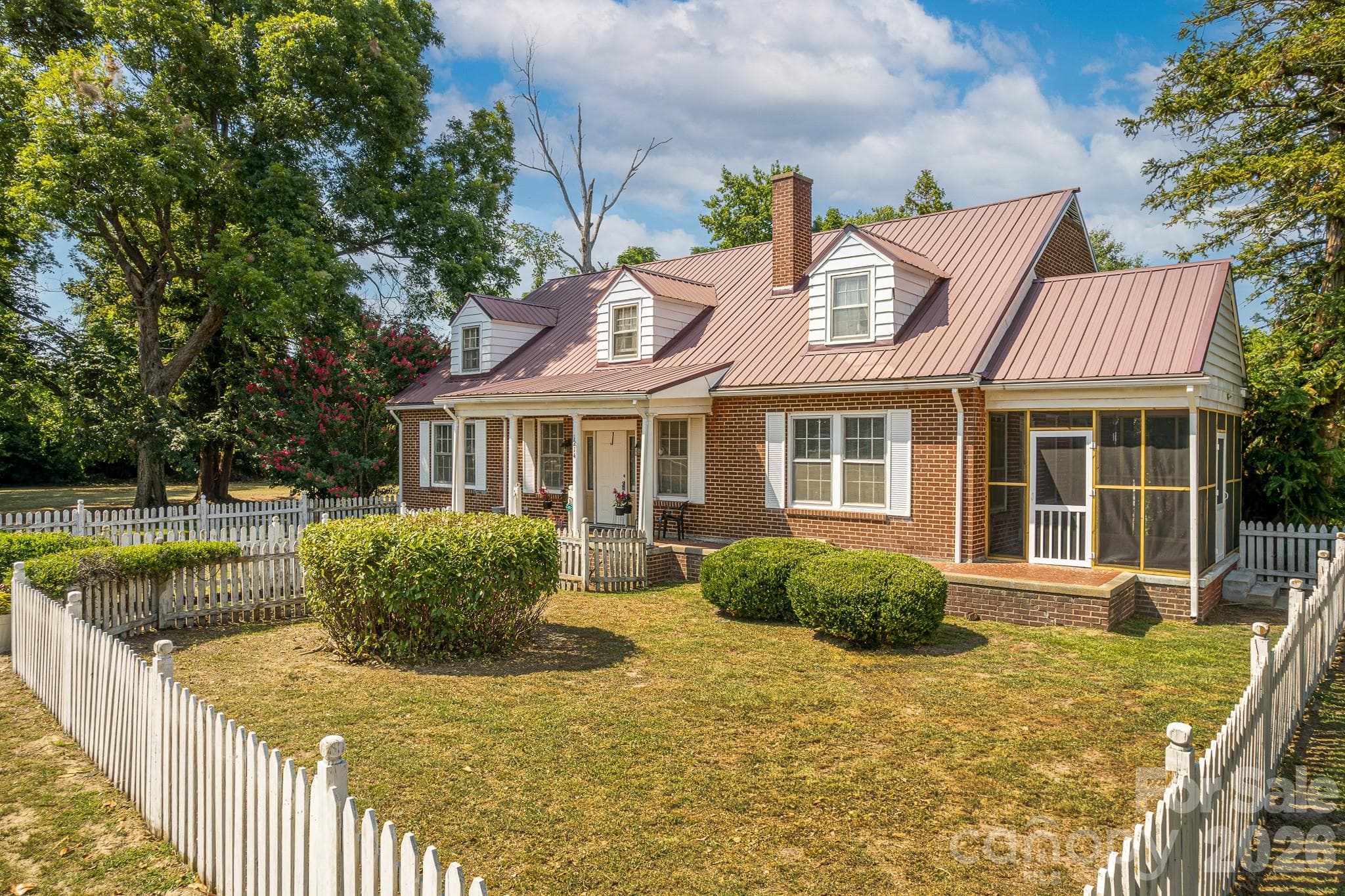 Single Family Residence at 1214 NC 24 And 50 Highway, Warsaw, photo 2 of 26