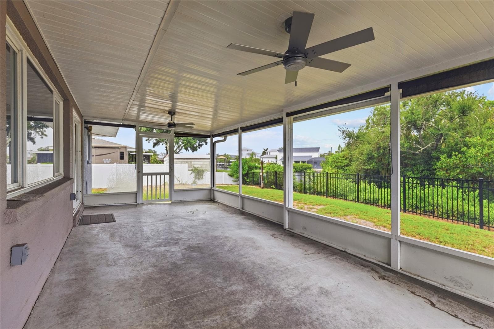 Single Family Residence at 611 LEONA AVE, ELLENTON, photo 27 of 42