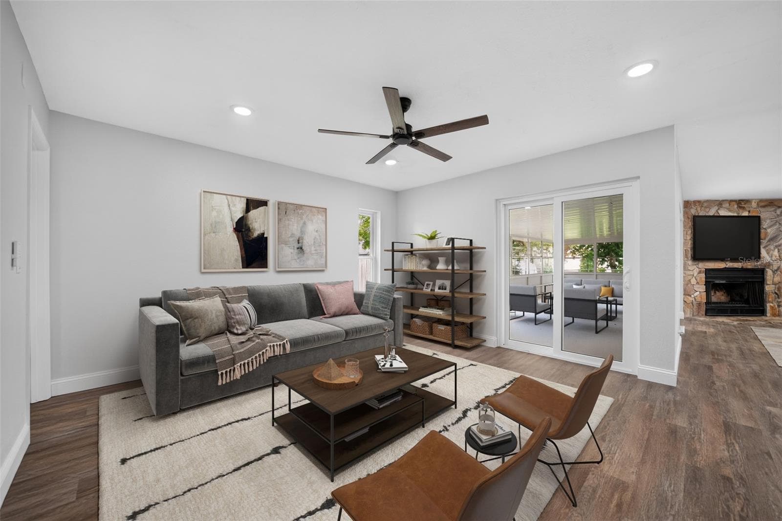 Single Family Residence at 12100 CAROLINA WOODS LN, ORLANDO, photo 3 of 33