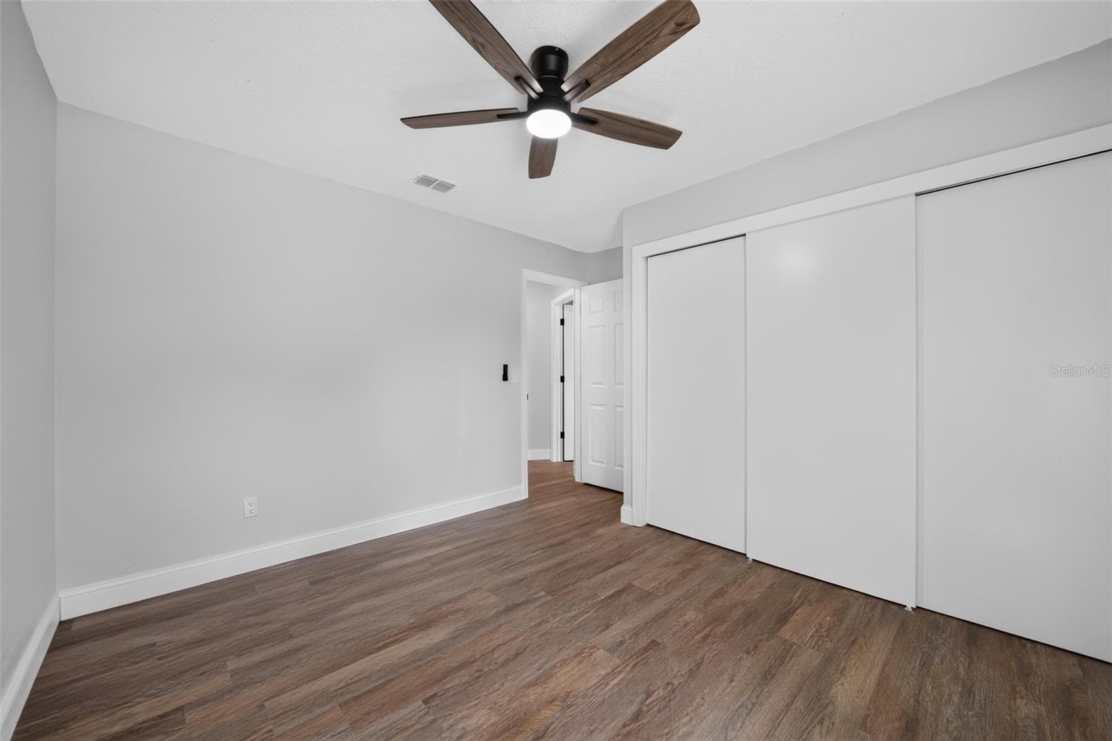 Single Family Residence at 12100 CAROLINA WOODS LN, ORLANDO, photo 20 of 33