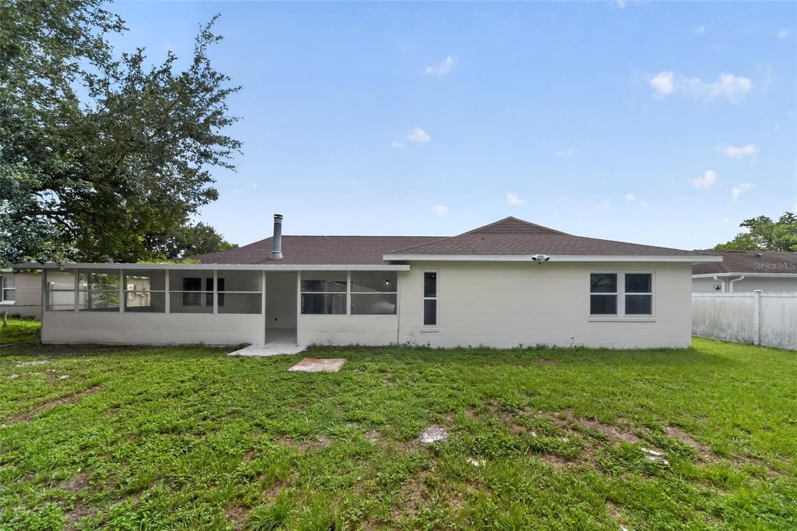 Single Family Residence at 12100 CAROLINA WOODS LN, ORLANDO, photo 32 of 33