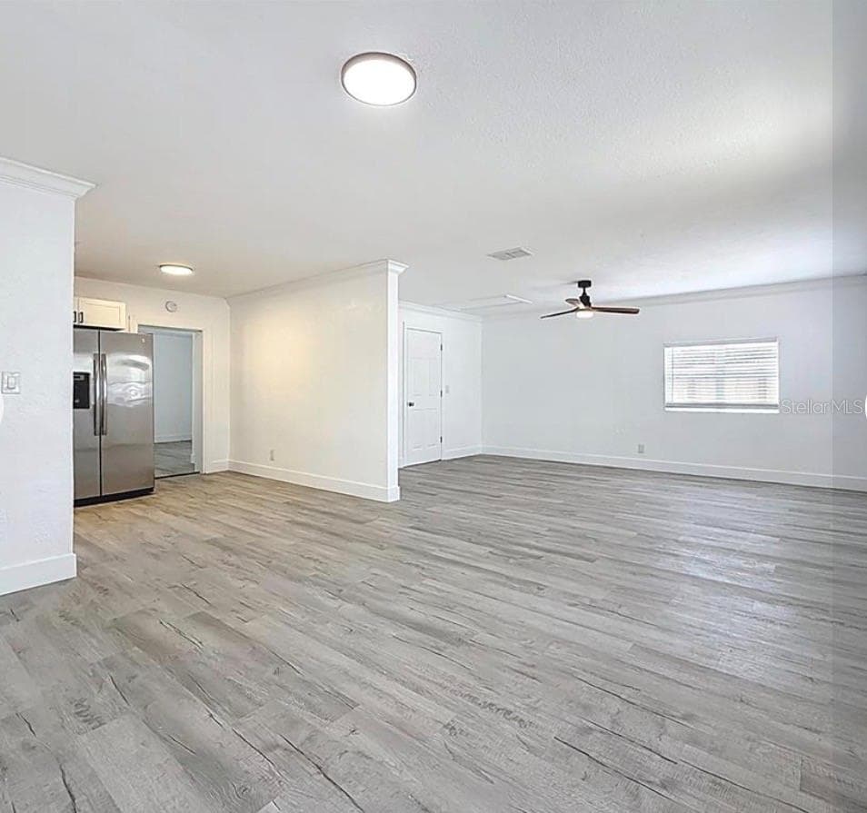 Single Family Residence at 200 LEWIS BLVD SE, ST PETERSBURG, photo 6 of 13