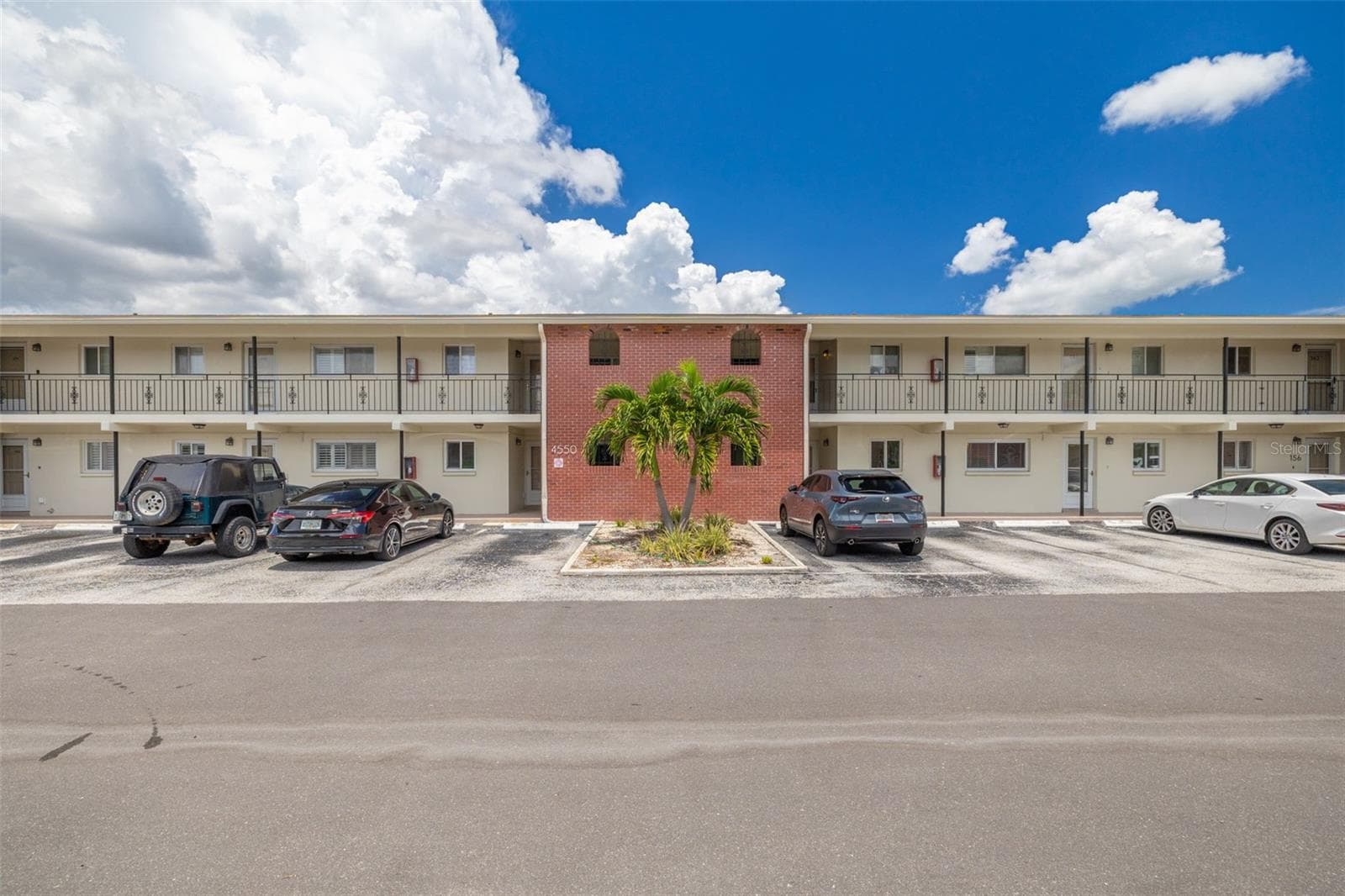 4550 OVERLOOK DR NE #155