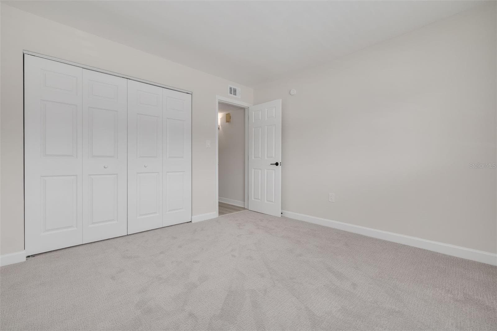 Condominium at 4550 OVERLOOK DR NE #155, ST PETERSBURG, photo 23 of 46