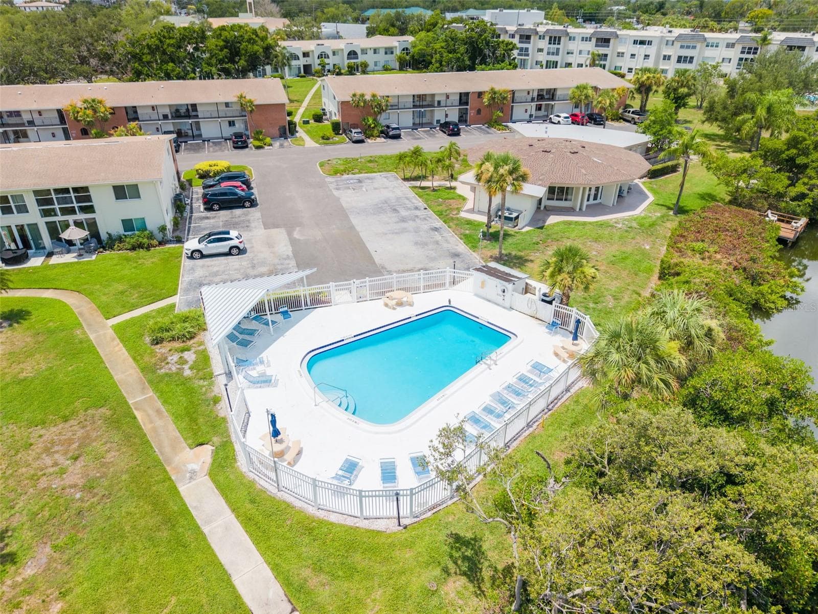Condominium at 4550 OVERLOOK DR NE #155, ST PETERSBURG, photo 42 of 46