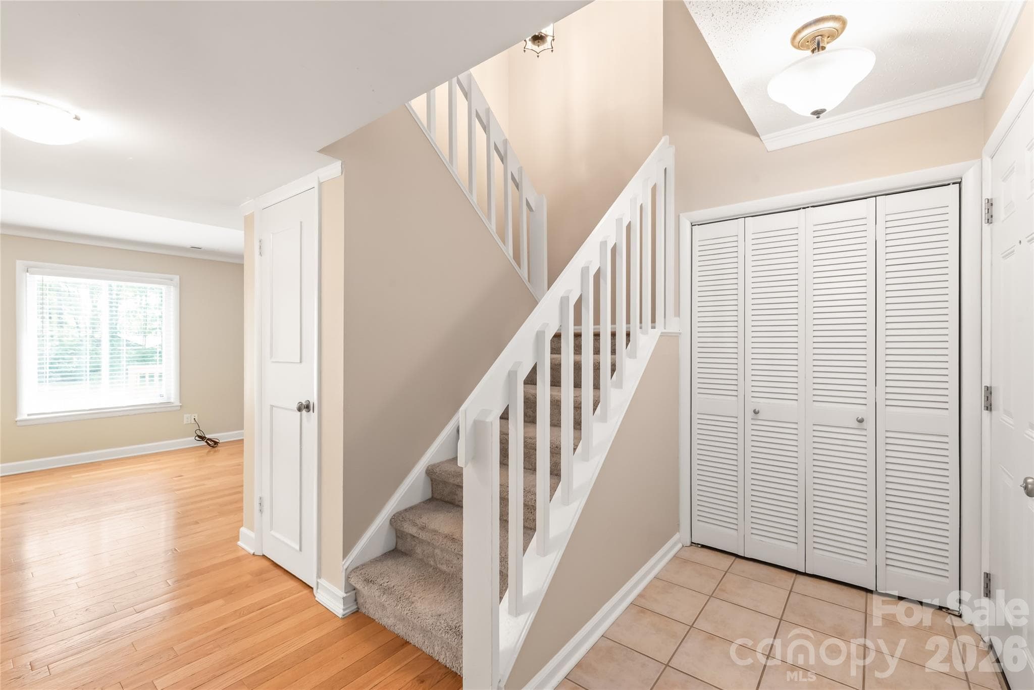 Foyer - 8410 Cricket Lake Drive, Charlotte