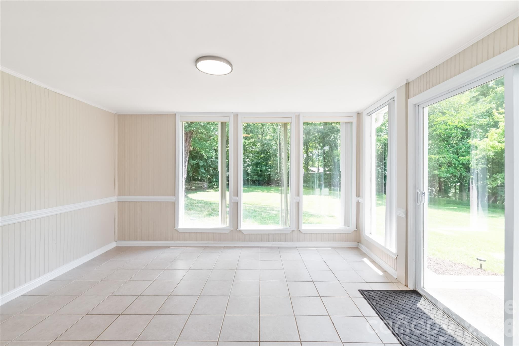 Sunroom w/ access to back deck - 8410 Cricket Lake Drive, Charlotte