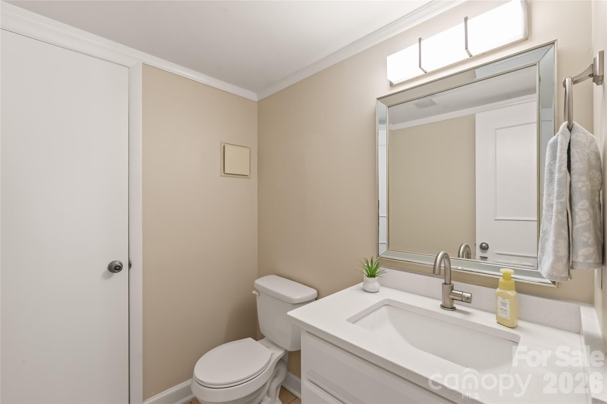 Half Bath - 8410 Cricket Lake Drive, Charlotte