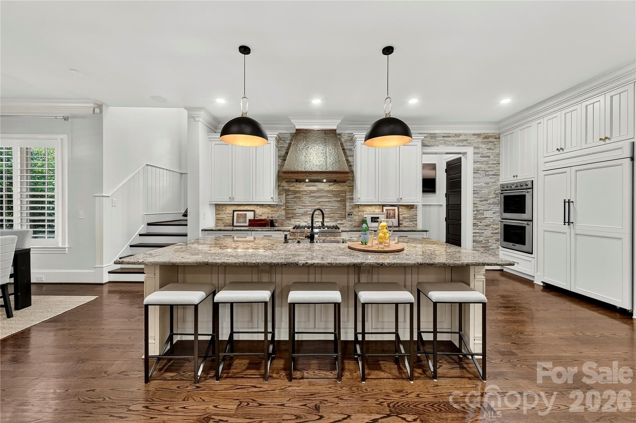 Single Family Residence at 808 Huntington Park Drive, Charlotte, photo 11 of 40