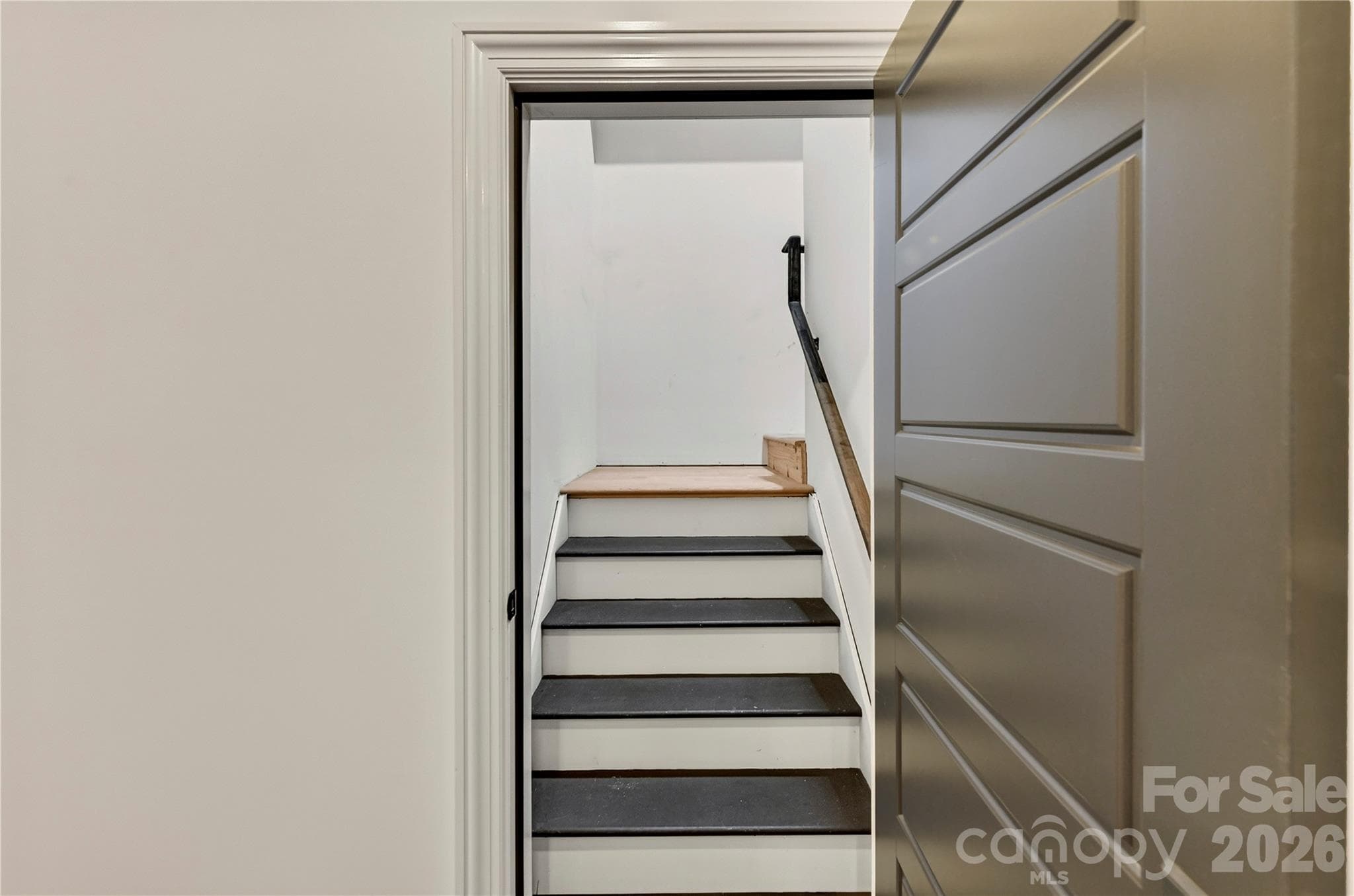 Single Family Residence at 808 Huntington Park Drive, Charlotte, photo 24 of 40