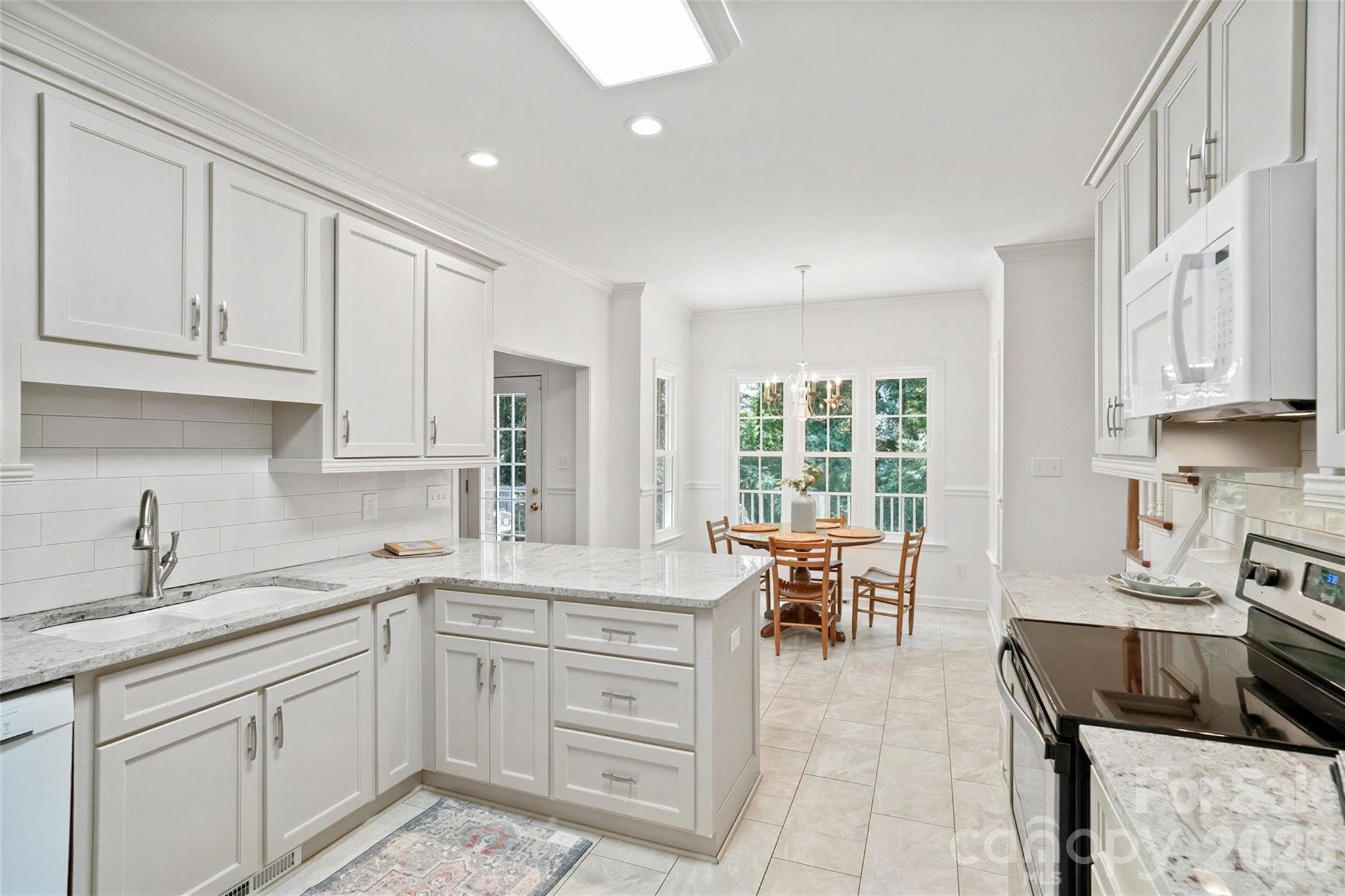 Single Family Residence at Rock Hill, photo 10 of 32