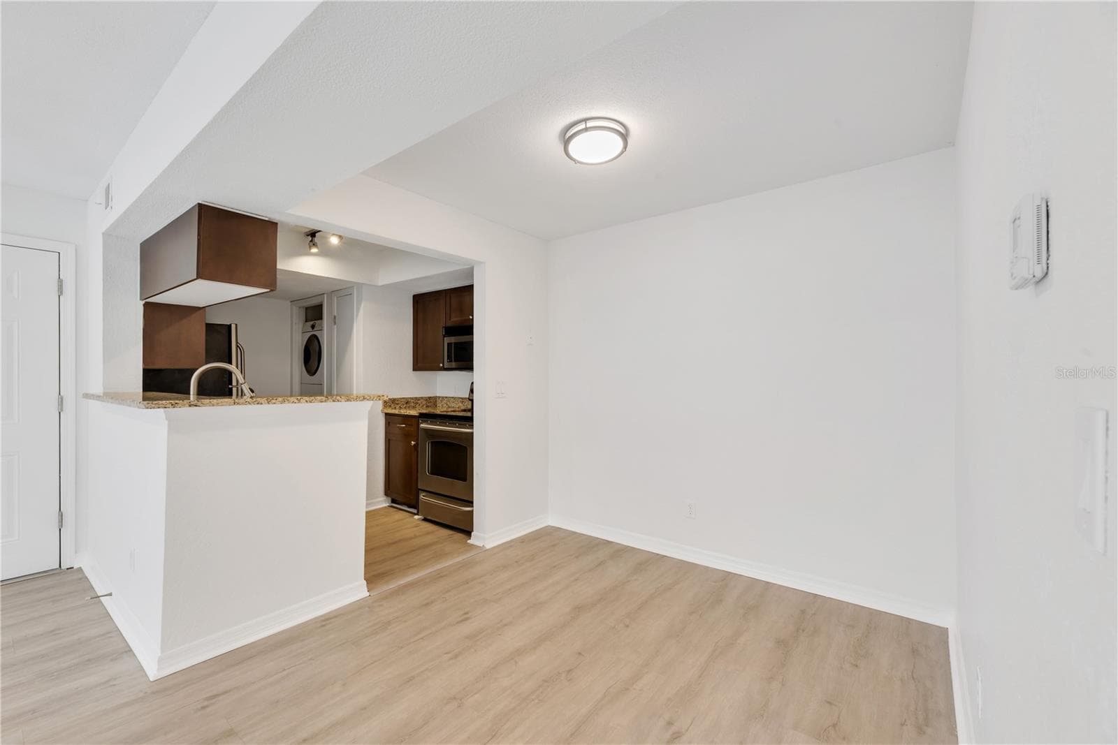 Condominium at 10200 GANDY BLVD N #1205, ST PETERSBURG, photo 6 of 25