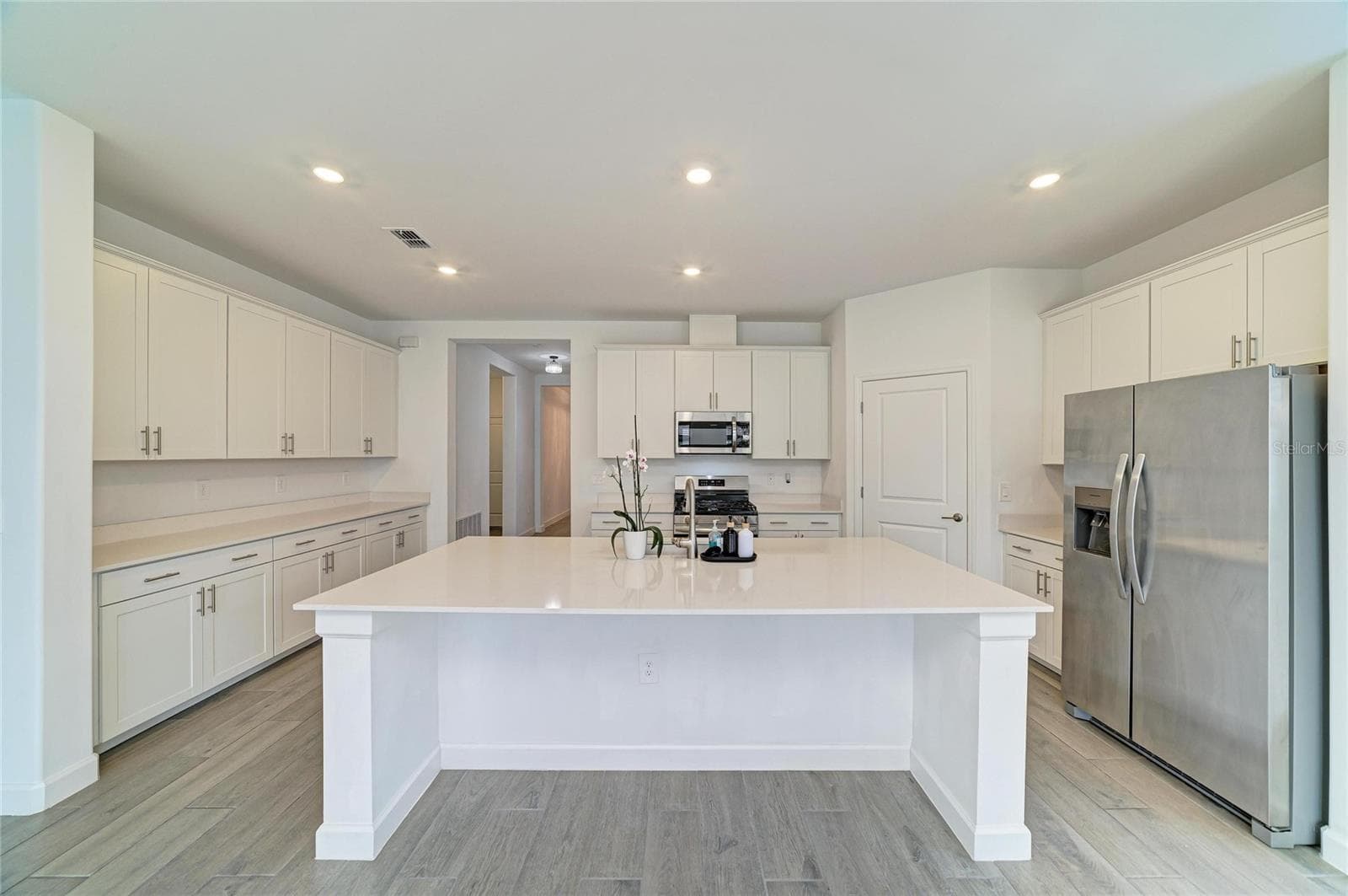 Single Family Residence at 15045 SERENE SHORES LOOP, BRADENTON, photo 10 of 73