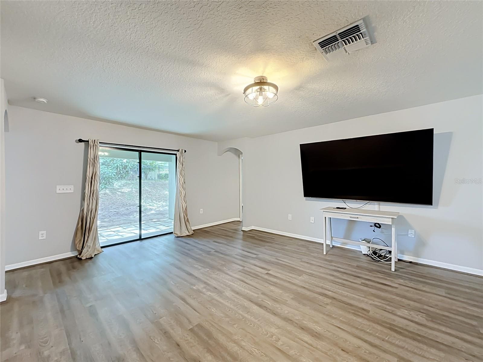 Single Family Residence at 4475 CAICOS DR, TAVARES, photo 11 of 60