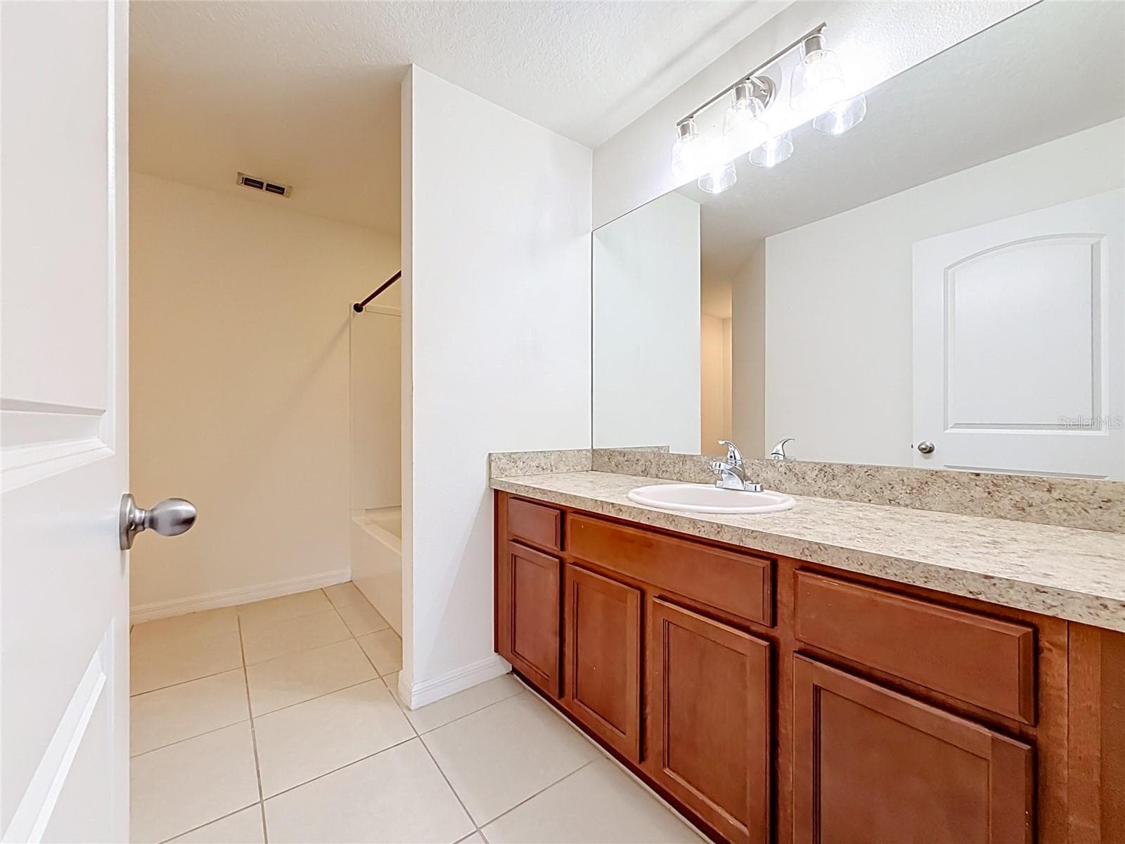 Single Family Residence at 4475 CAICOS DR, TAVARES, photo 24 of 60