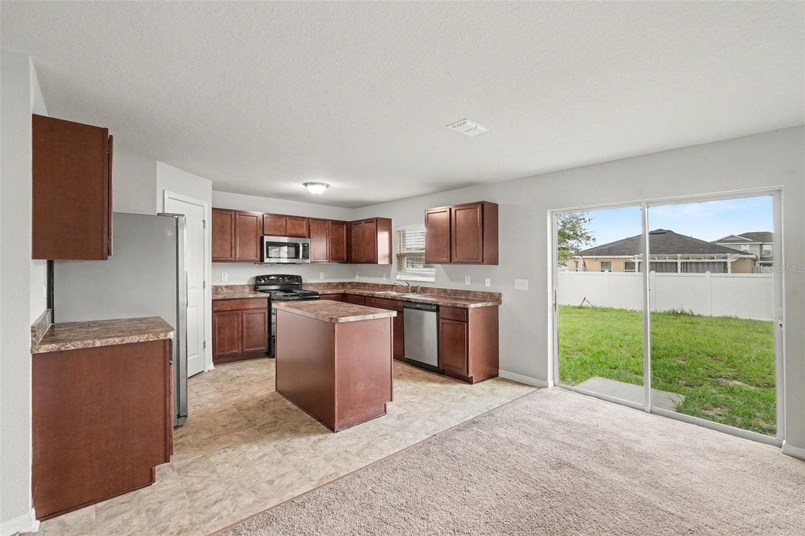 Single Family Residence at 4189 HIGH RIDGE AVE, SPRING HILL, photo 10 of 31