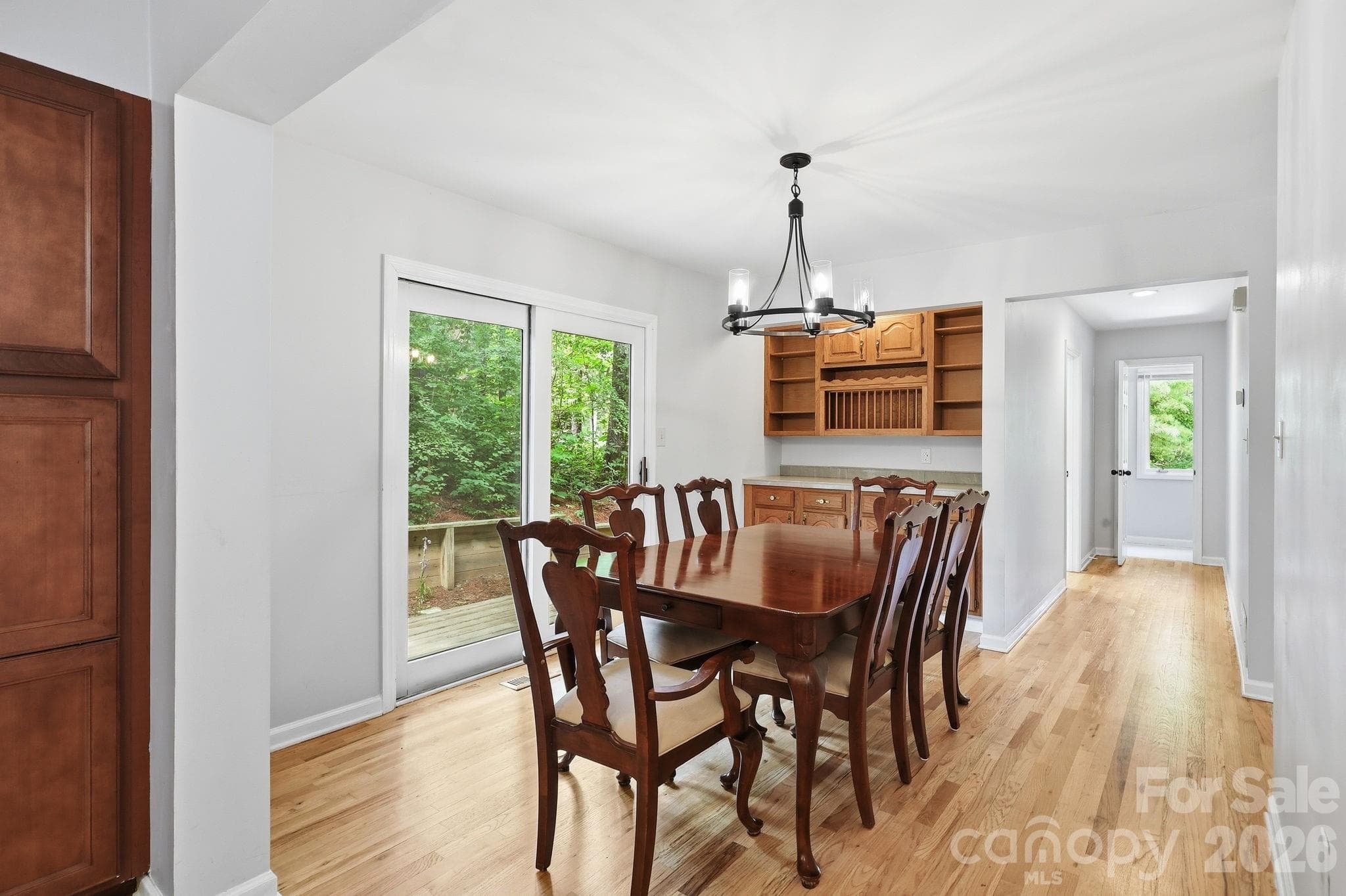 Single Family Residence at 202 Riva Ridge Drive, Fairview, photo 9 of 48
